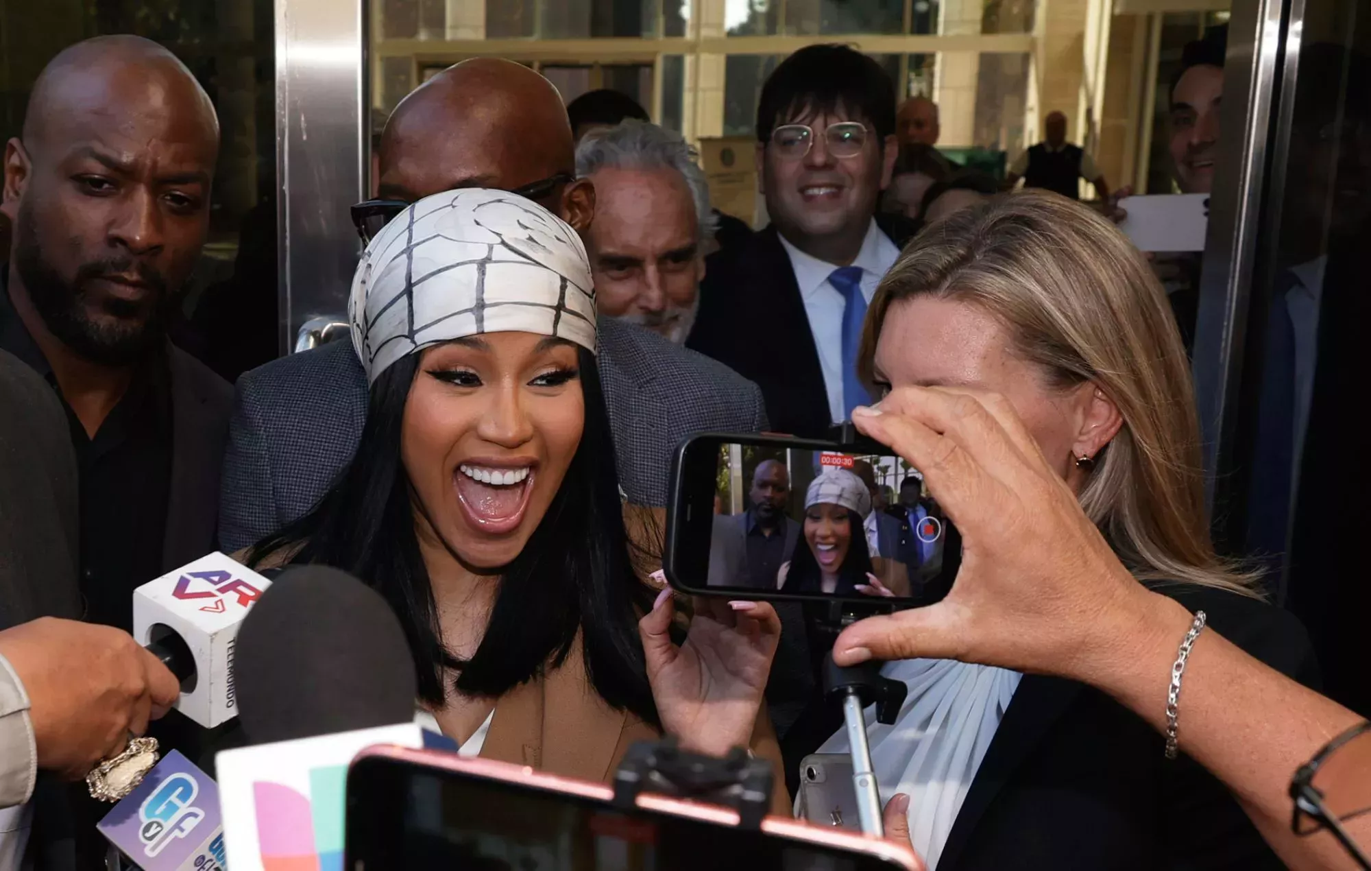 Cardi B gana el juicio por el arte de la mixtape 'Gangsta Bitch Music, Vol. 1'