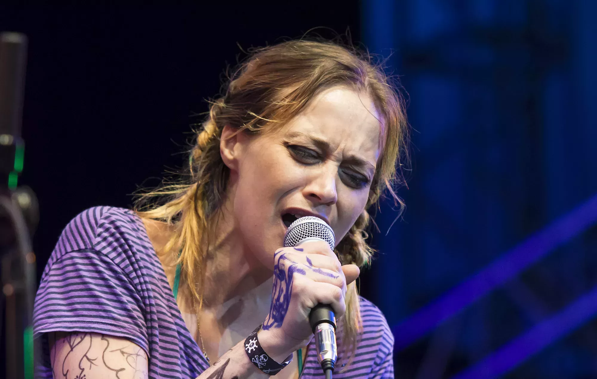 Fiona Apple comparte su nueva canción para 'El Señor de los Anillos: Los Anillos del Poder'