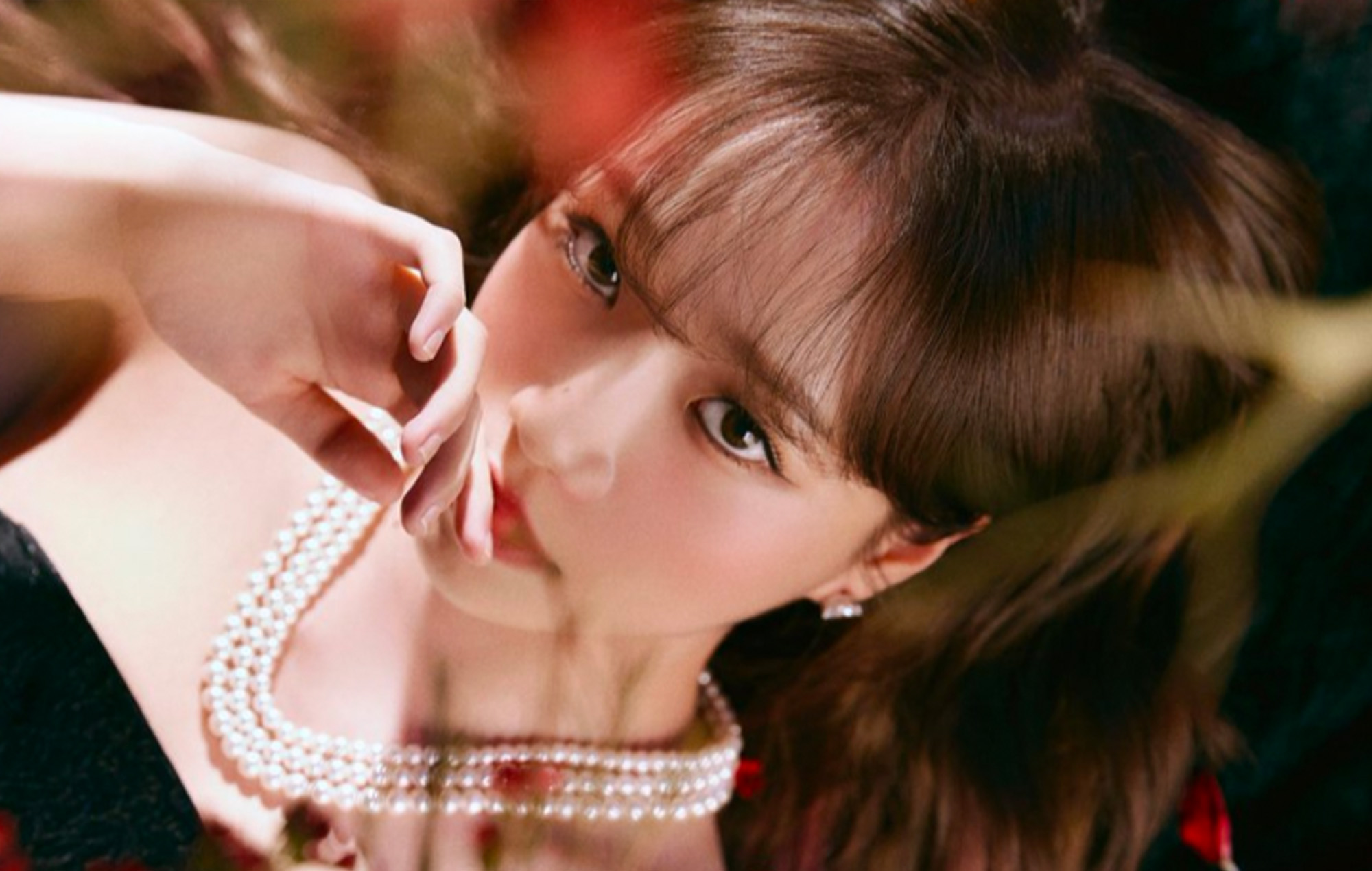 Jo Yu-ri presenta el divertido vídeo musical de su nuevo single "Loveable".