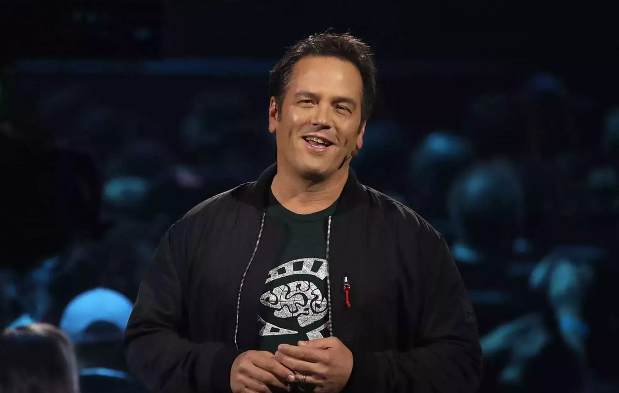 Phil Spencer dice que Xbox no puede evitar subir los precios 