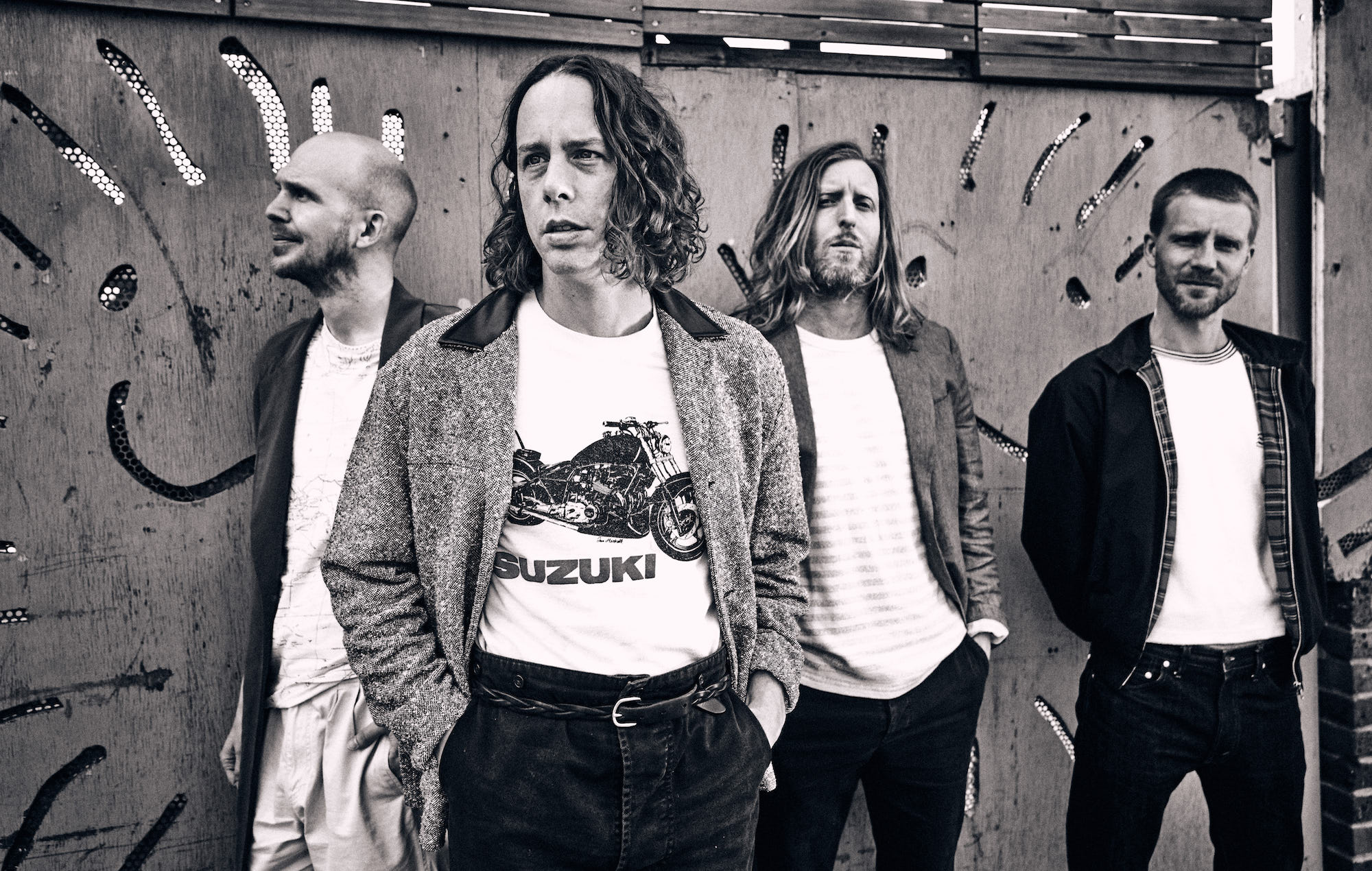 Razorlight comparte su nuevo single 'You Are Entering The Human Heart' y anuncia su álbum Best Of 'Razorwhat?