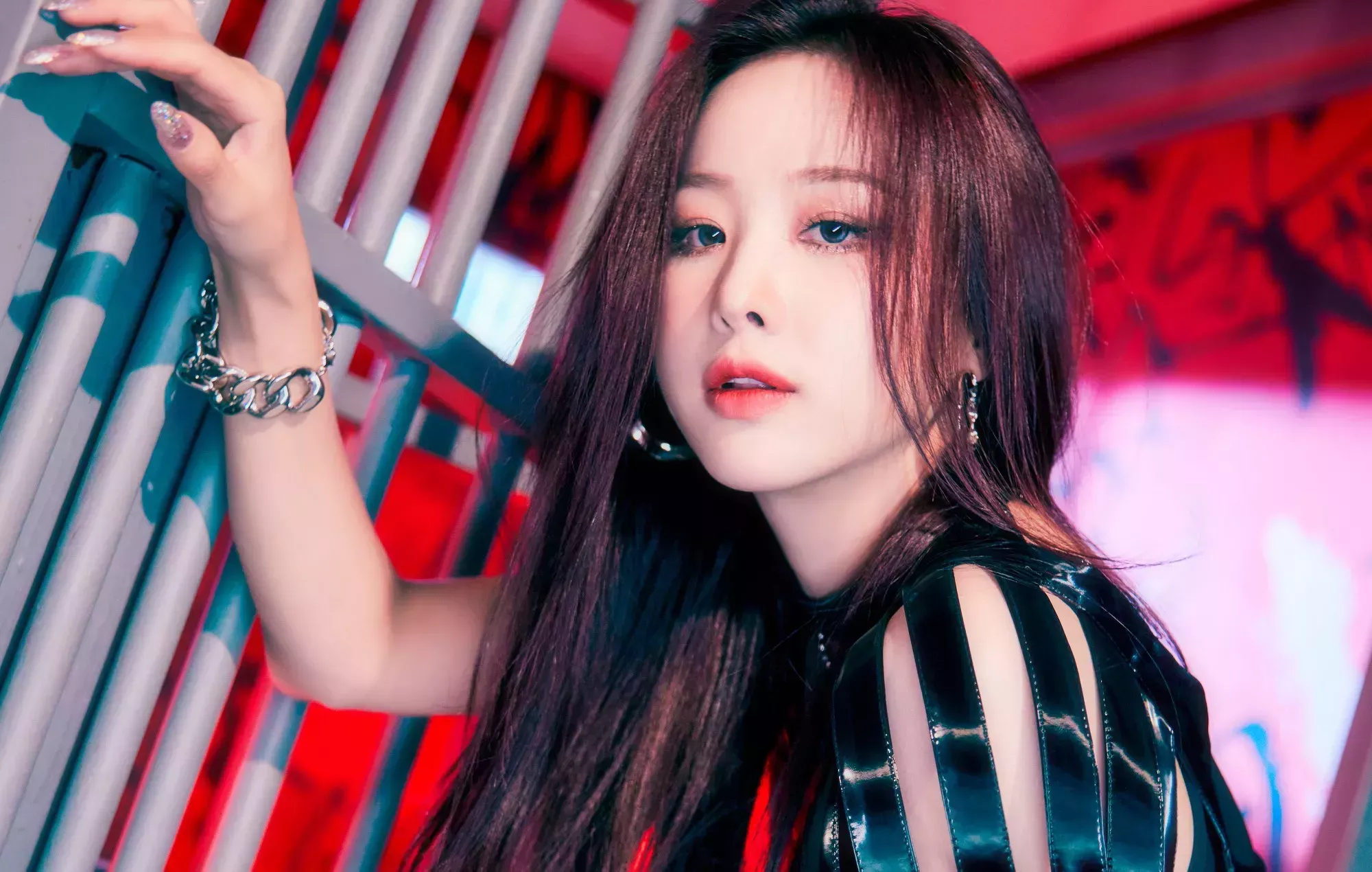 Solji, de EXID, presenta su nuevo y sentimental single en solitario 