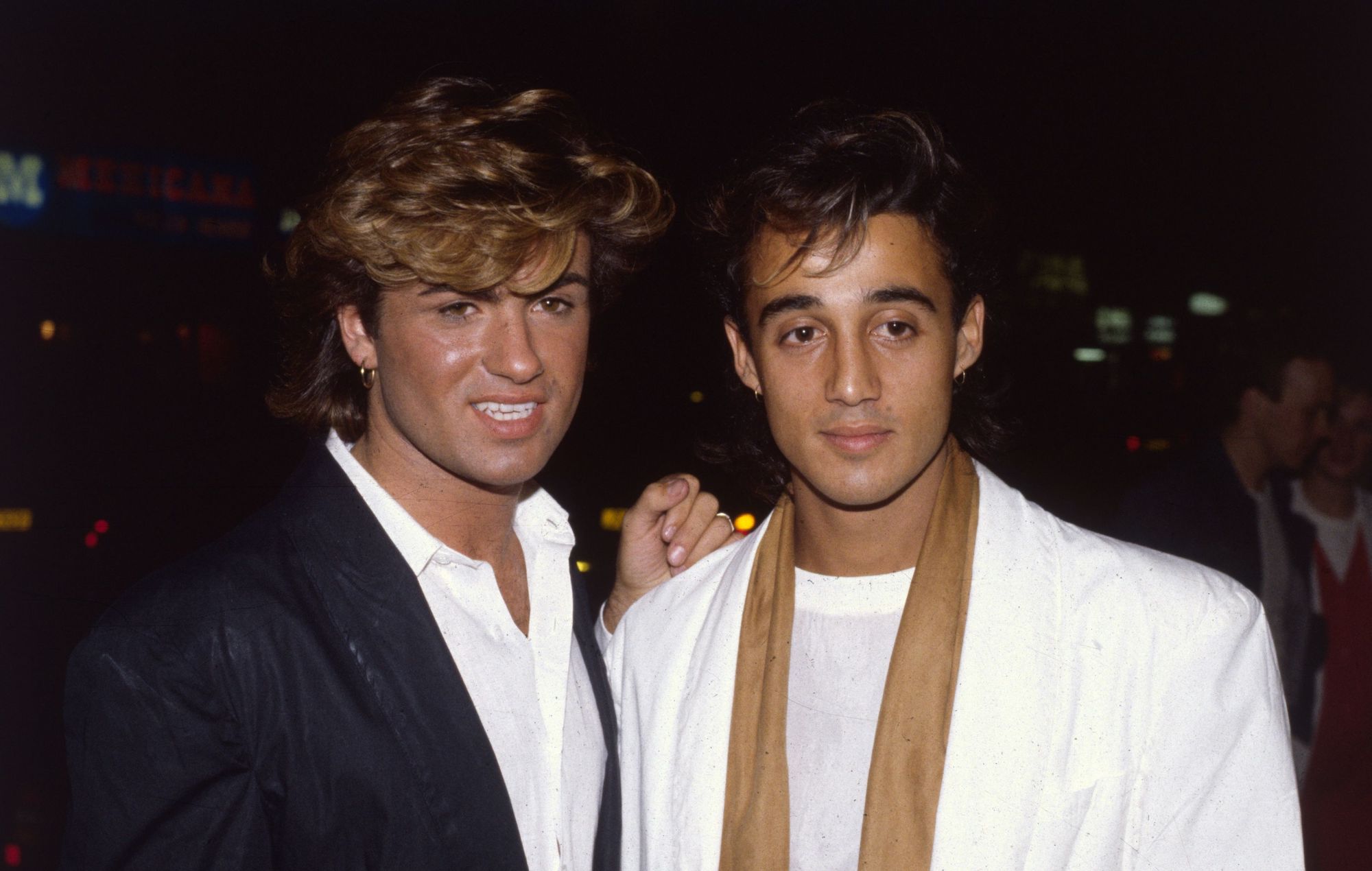 Andrew Ridgeley de Wham! dice que solía ir a cantar villancicos con George Michael