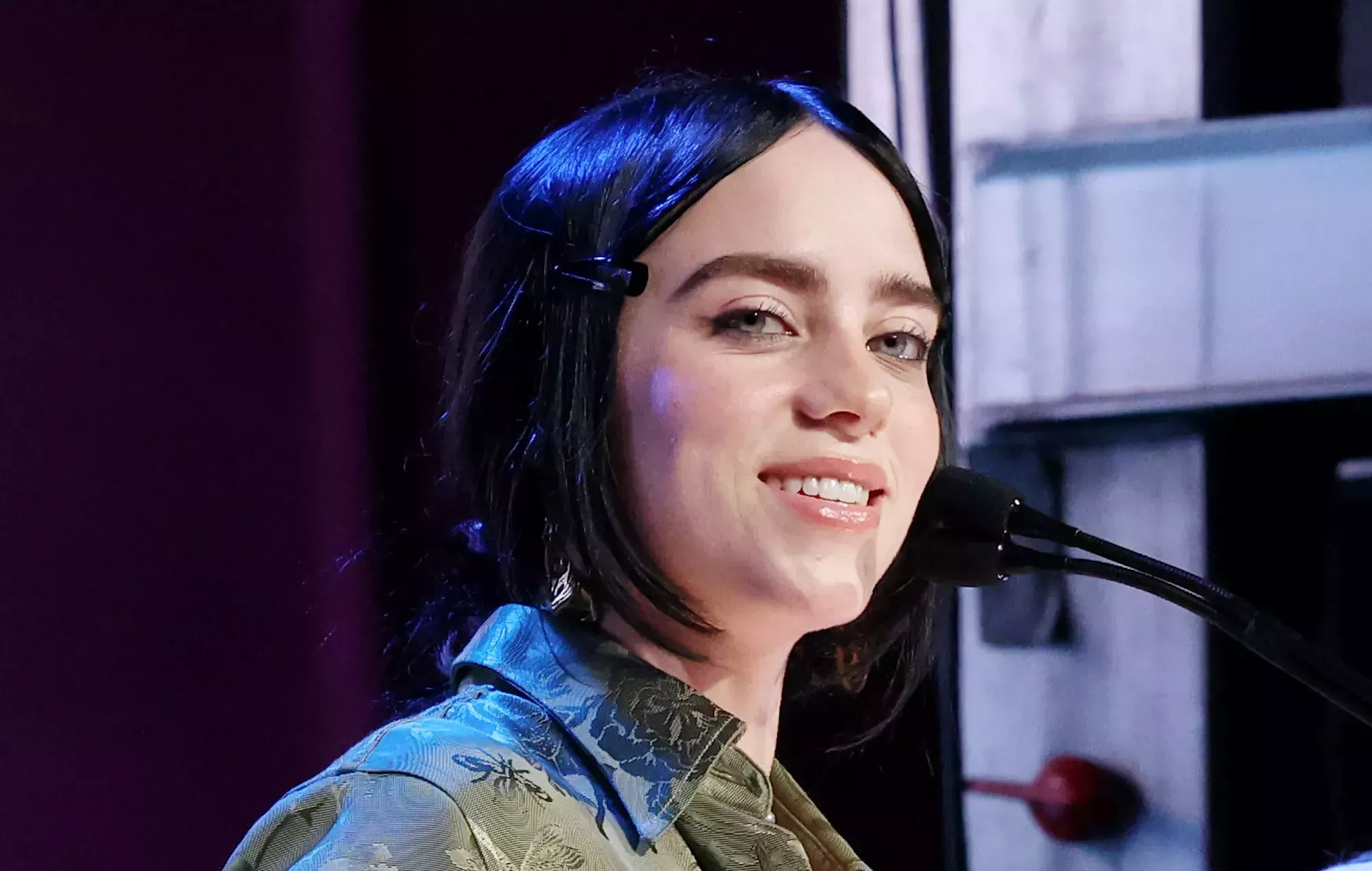 Billie Eilish comparte un vídeo en el que anima a sus fans a votar en las elecciones de mitad de mandato en EEUU: 