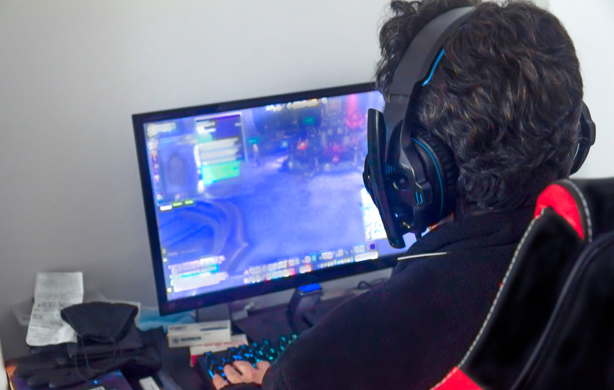 China dice haber resuelto la adicción al juego en sus jóvenes