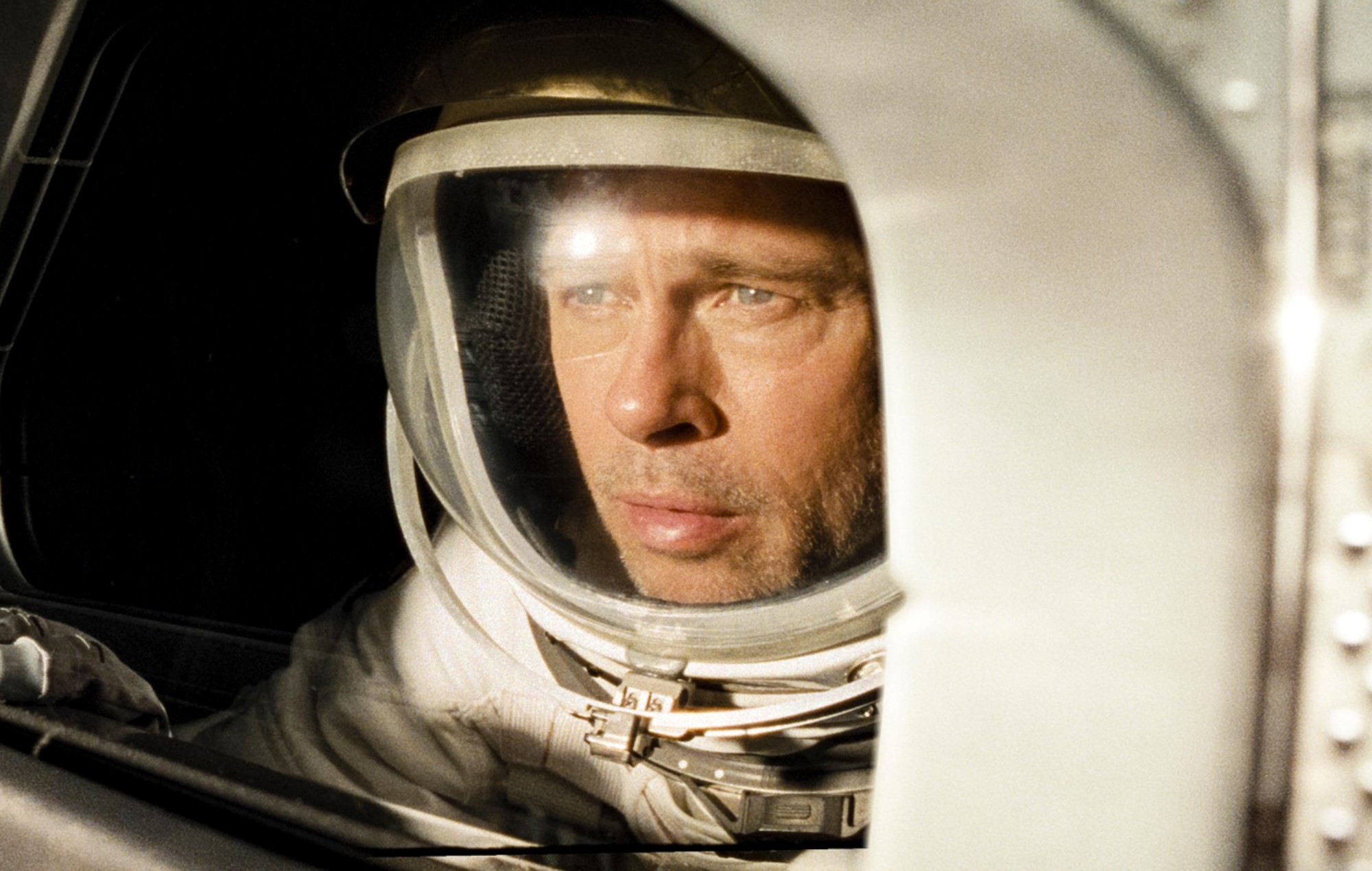 El director de 'Ad Astra' no quería la "estúpida voz en off" de Brad Pitt en el montaje final