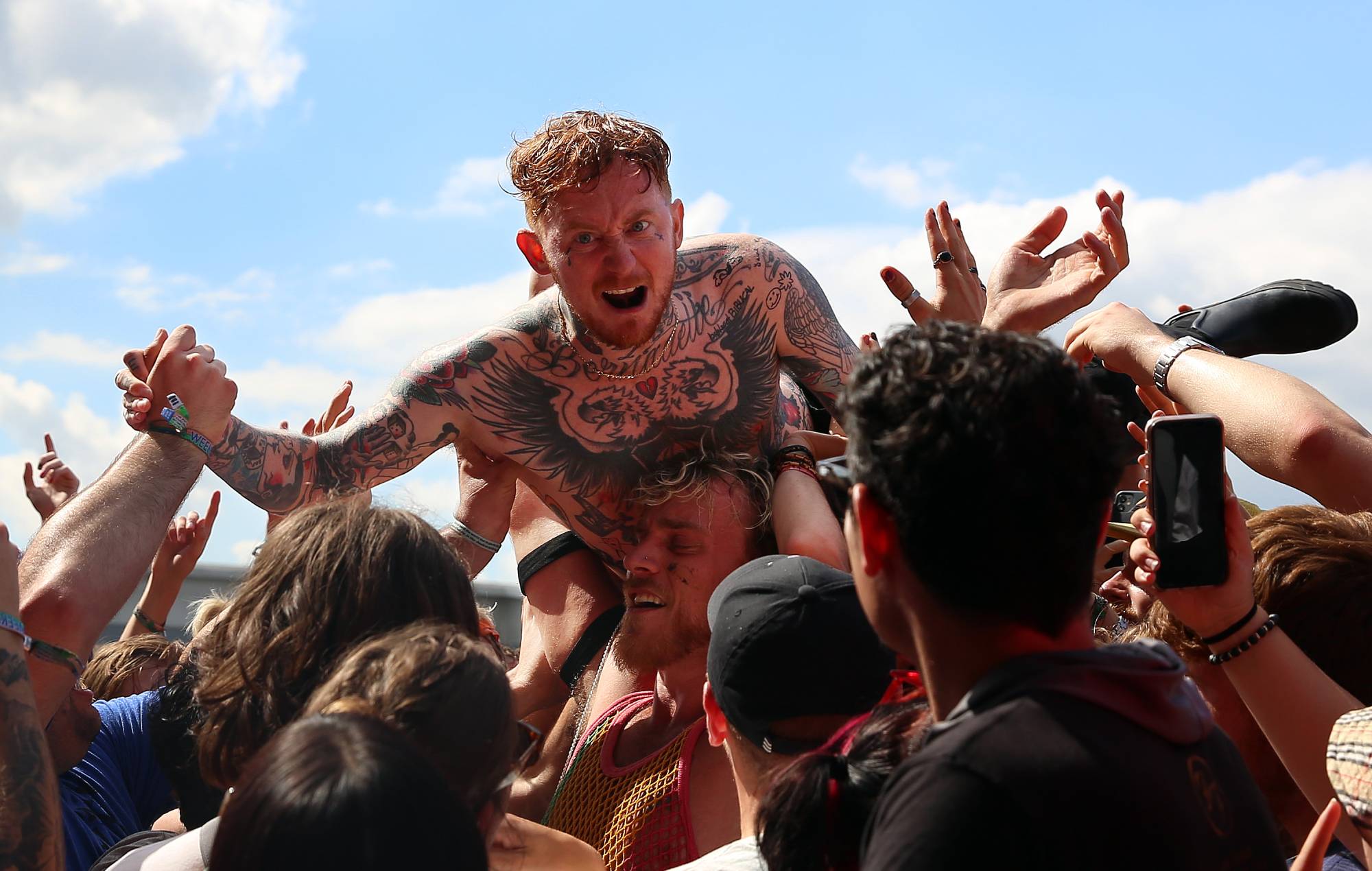 Frank Carter &amp; The Rattlesnakes encabezará 2000 Trees 2023