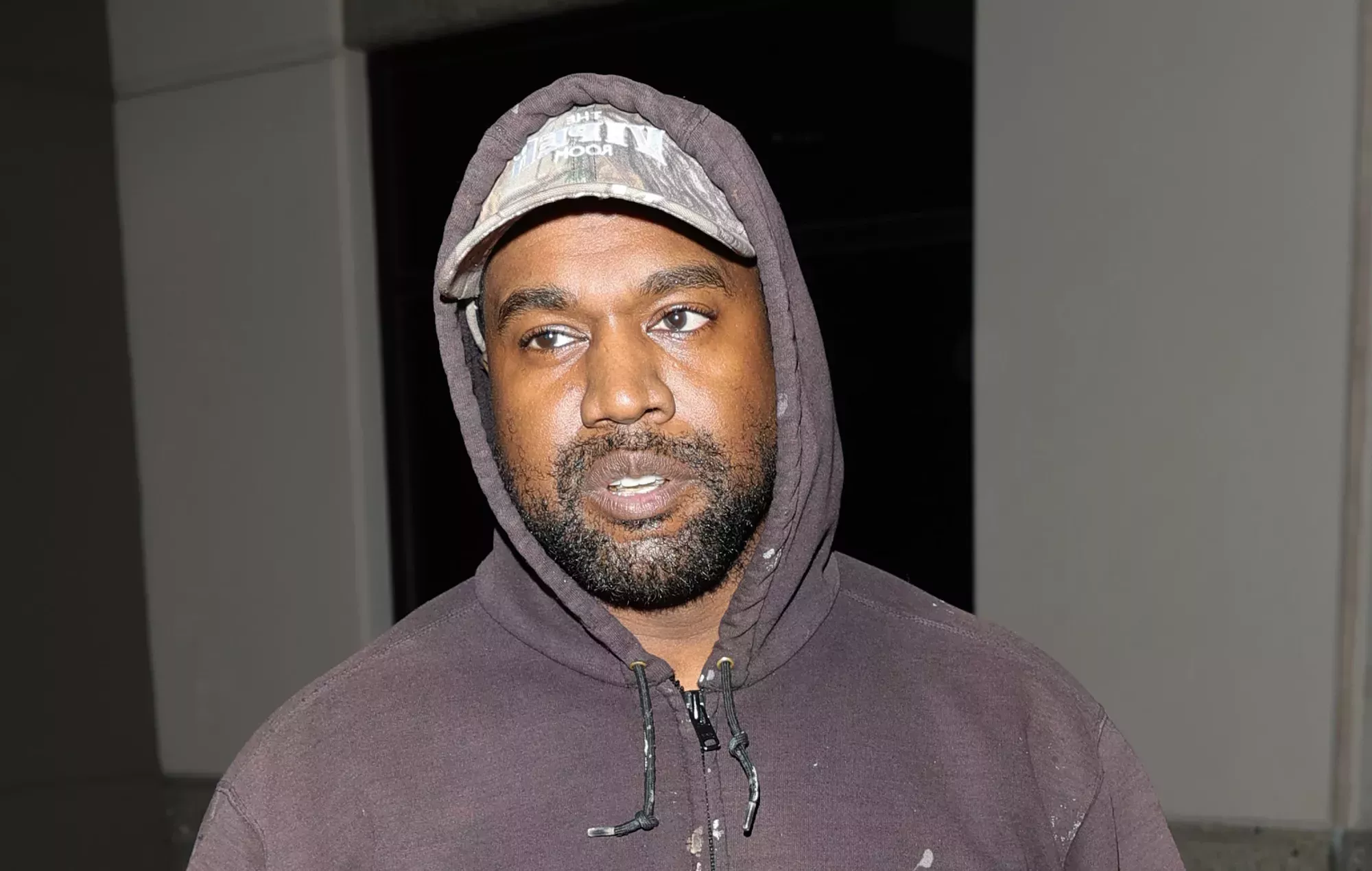 Los propietarios de la marca White Lives Matter ofrecen vender a Kanye West por 1.000 millones de dólares