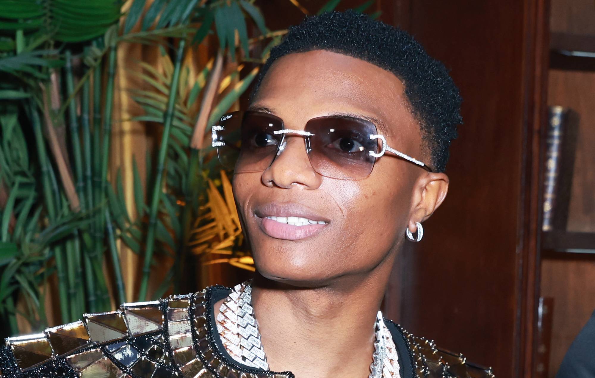 Mira cómo Wizkid interpreta 'Money &amp; Love' en 'Fallon'