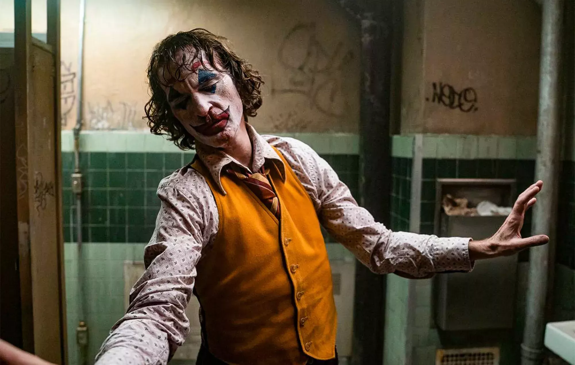 'Joker 2': Todd Phillips comparte la primera imagen de Joaquin Phoenix en 'Folie À Deux
