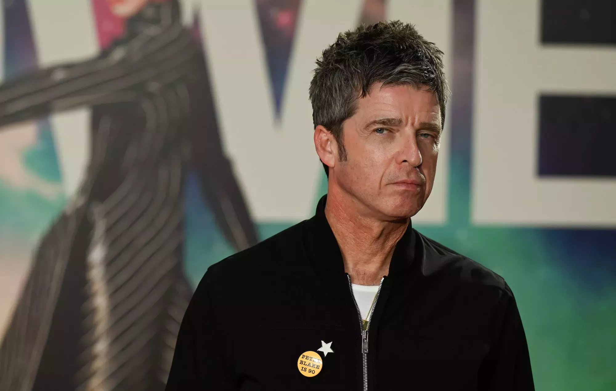 Noel Gallagher comparte un clip de las sesiones de cuerdas de Abbey Road para su nueva canción