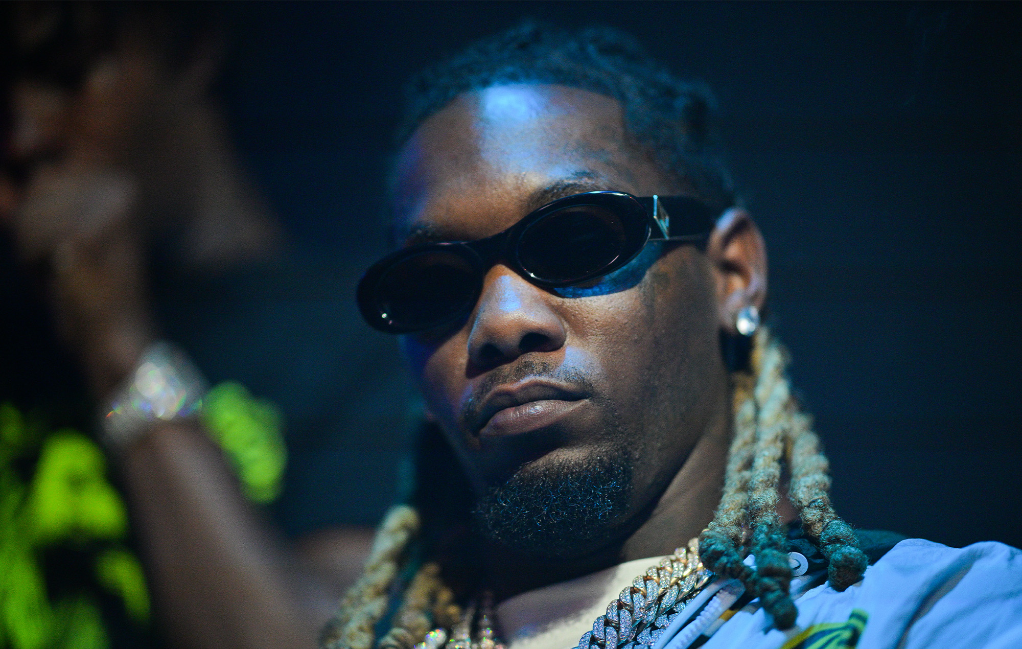 Offset recibe la llave del condado de Gwinnett en la primera entrega de juguetes de Offset