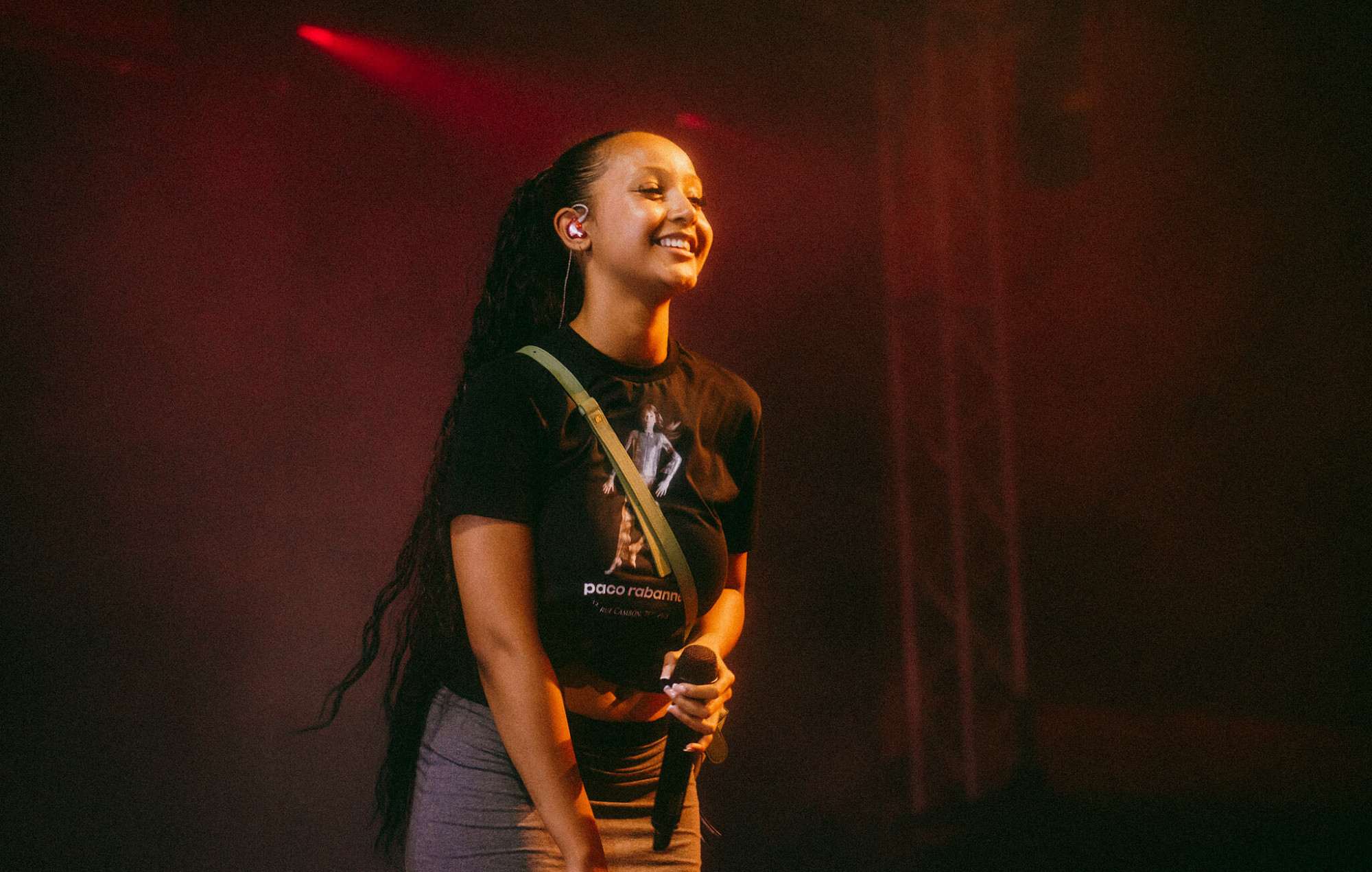 PinkPantheress comparte su nuevo "regalo de Navidad" EP 'Take Me Home'