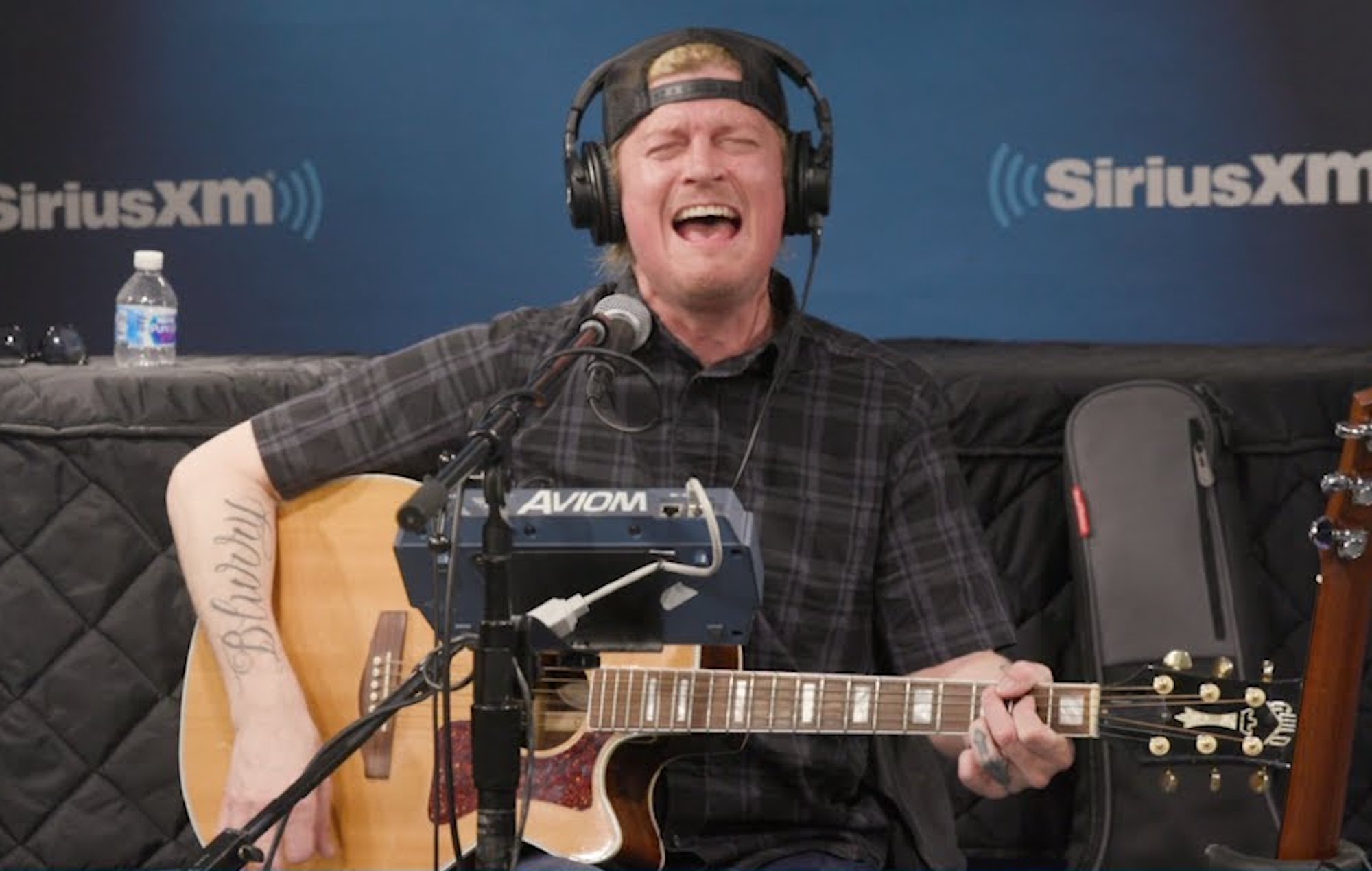 Wes Scantlin, de Puddle of Mudd, admite que la infame versión de Nirvana "parecía y sonaba como una mierda total"