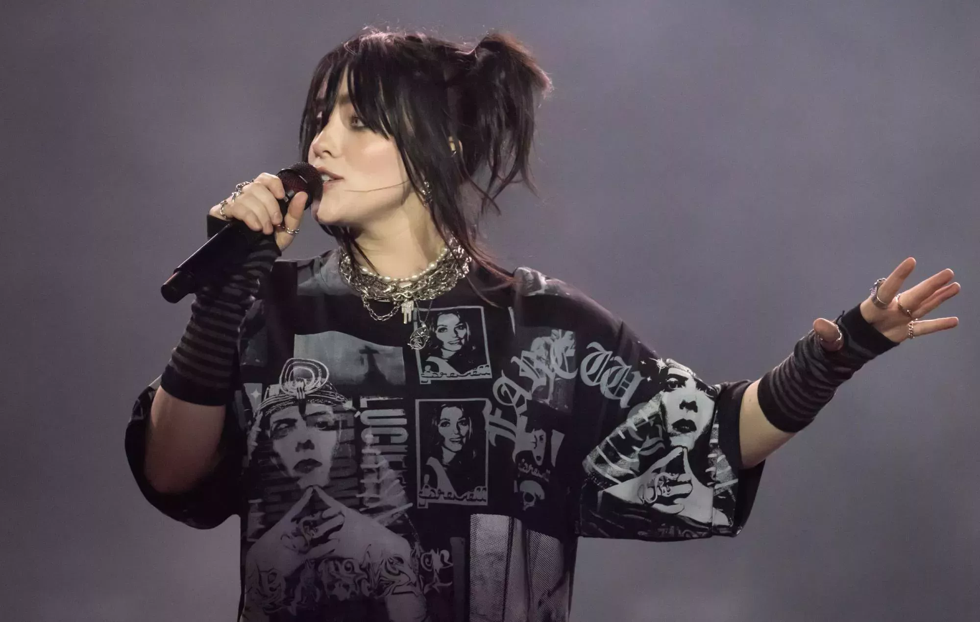 Billie Eilish pide una orden de alejamiento contra un fan que