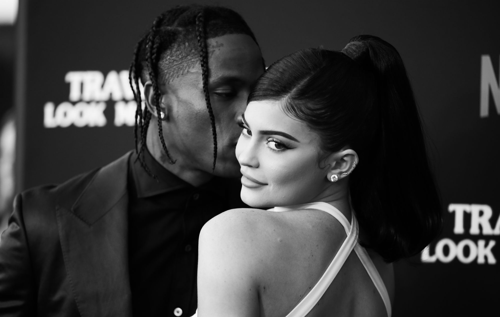 Kylie Jenner y Travis Scott nombran a su bebé "mi pene" en árabe