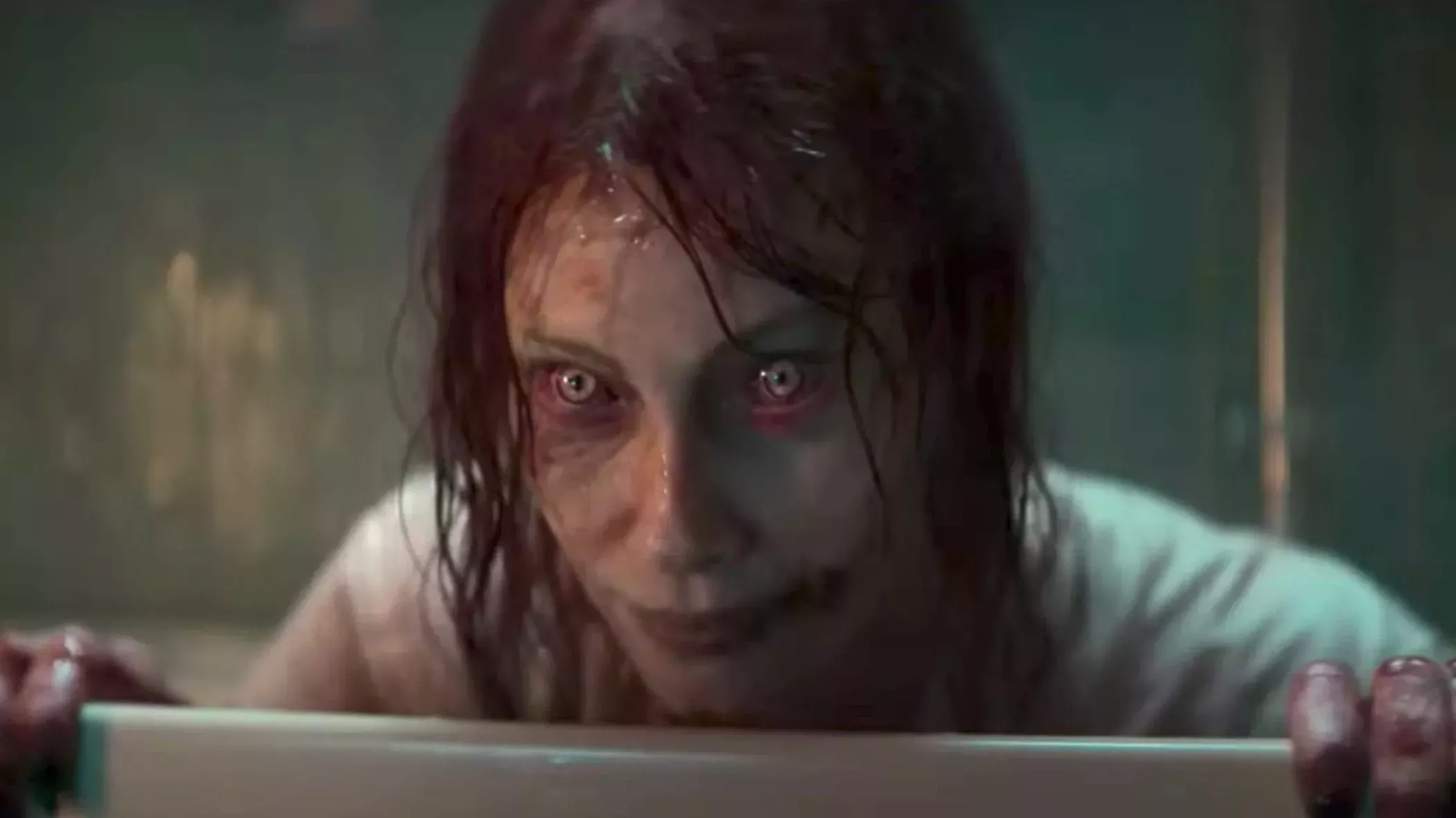 Mira el primer tráiler oficial de 'Evil Dead Rise'