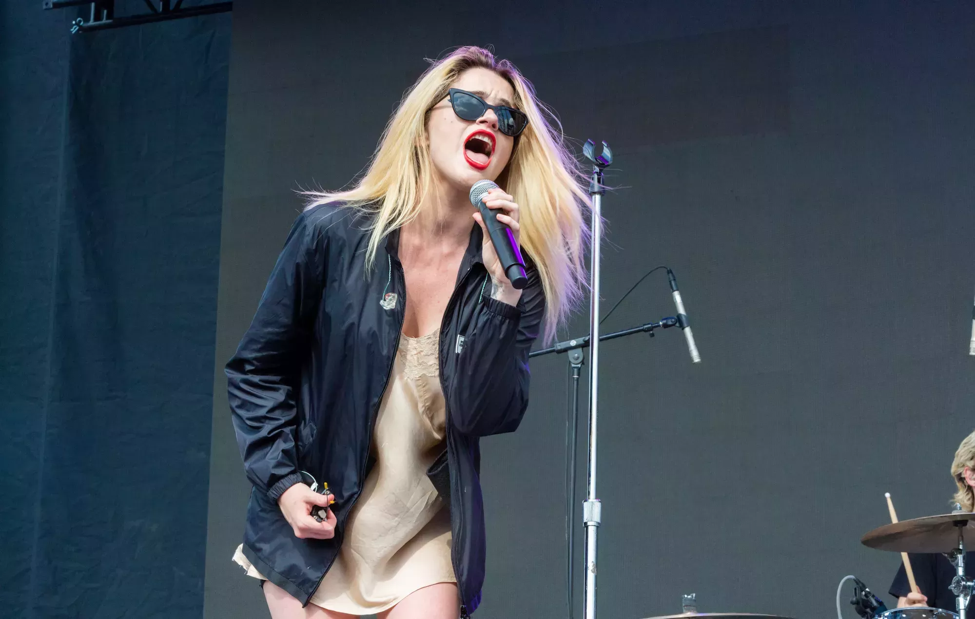 Sky Ferreira dice que la falta de su nueva música es 