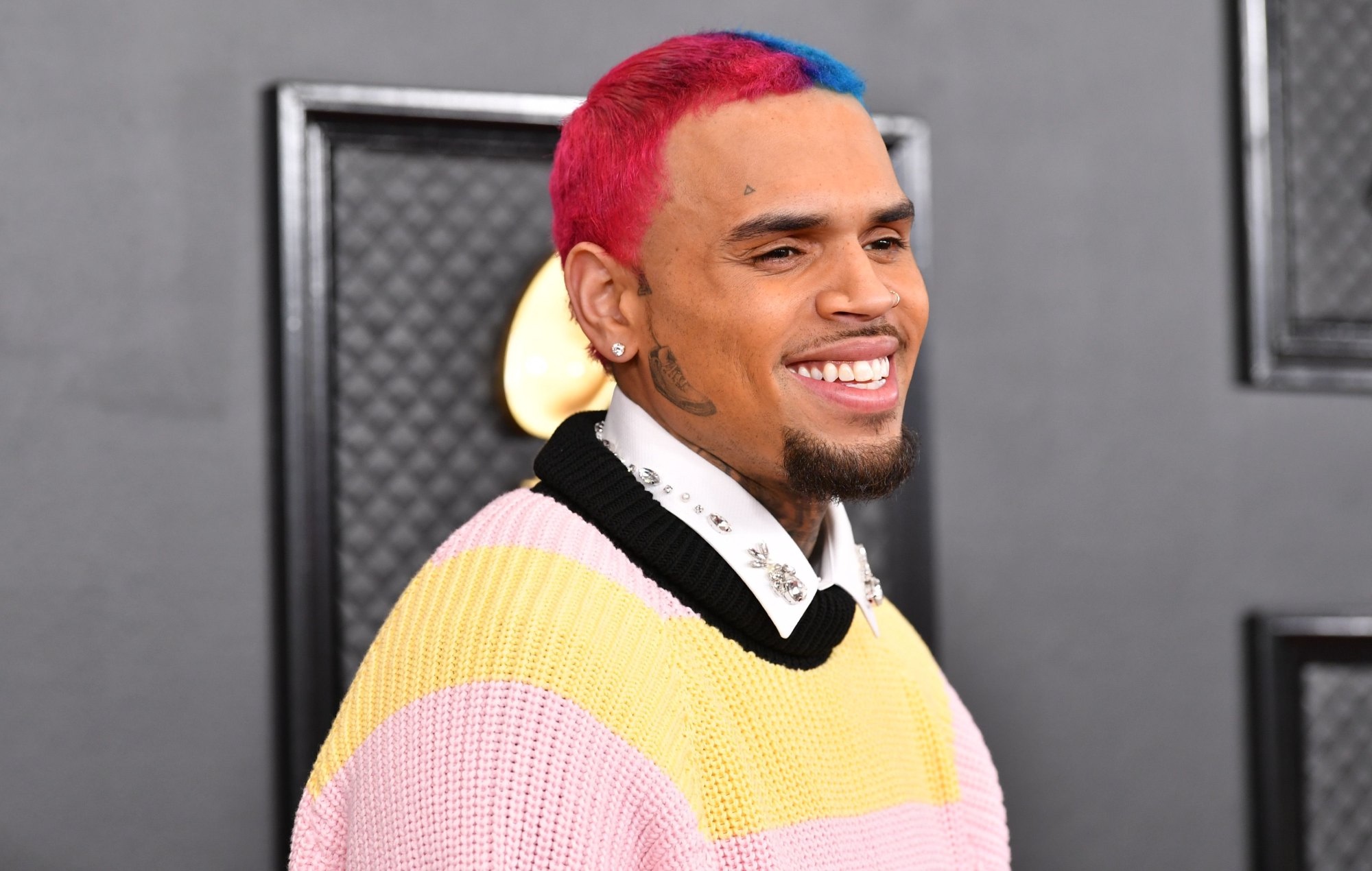 Chris Brown dice que está "cansado" del odio que sigue recibiendo