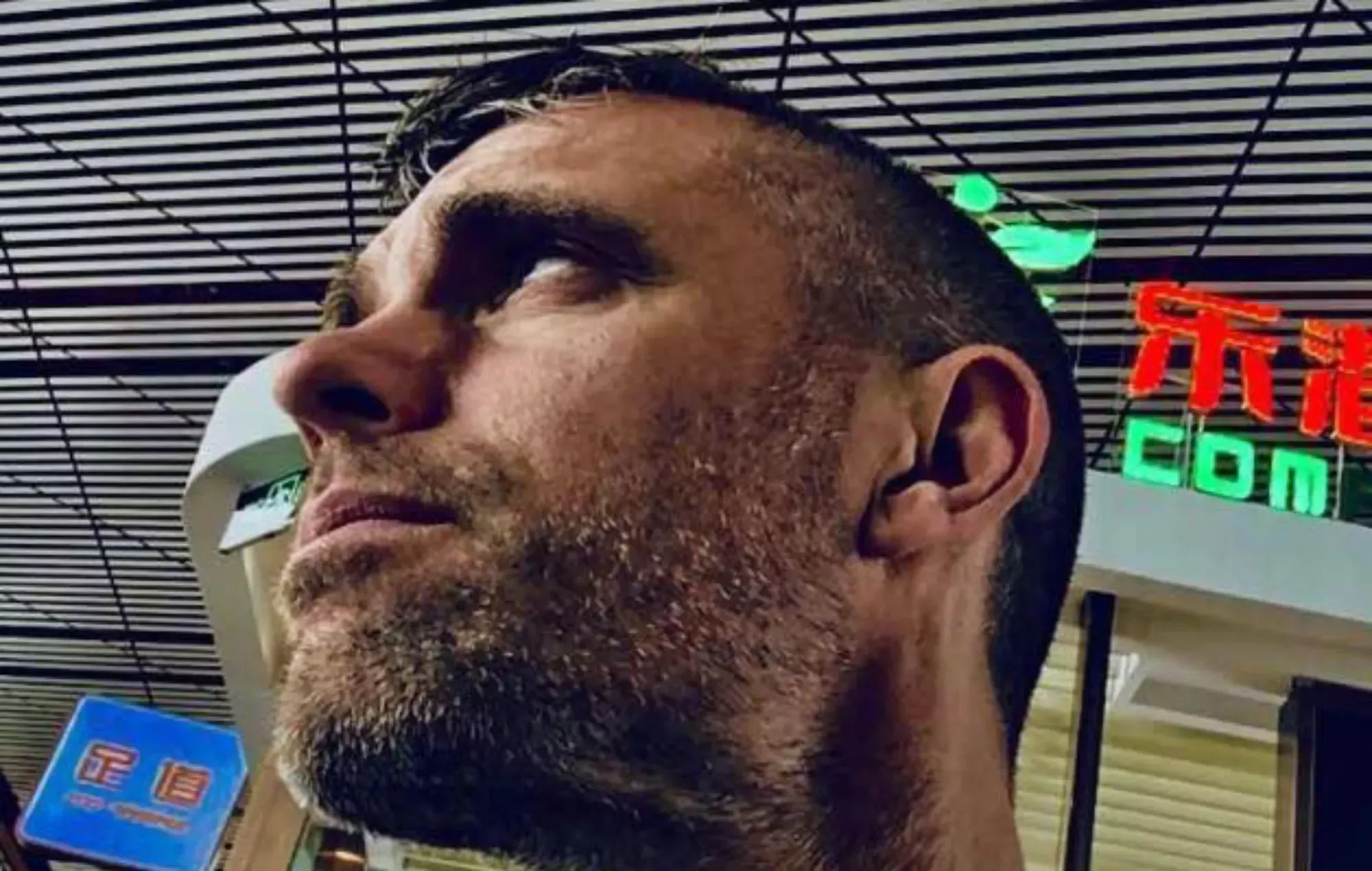 Foals y Steve Albini encabezan los homenajes a Steve Sostak, de Sweep The Leg Johnny, fallecido a los 49 años.