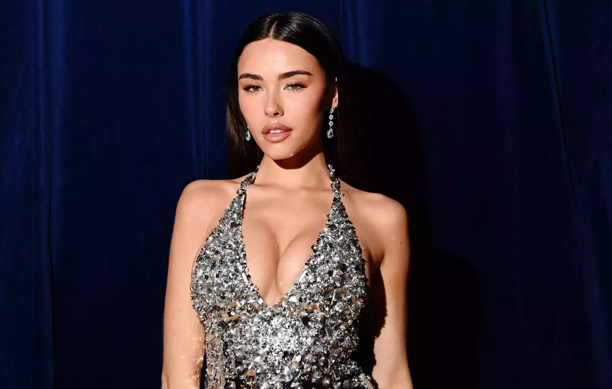 Madison Beer anuncia su primer libro de memorias, 