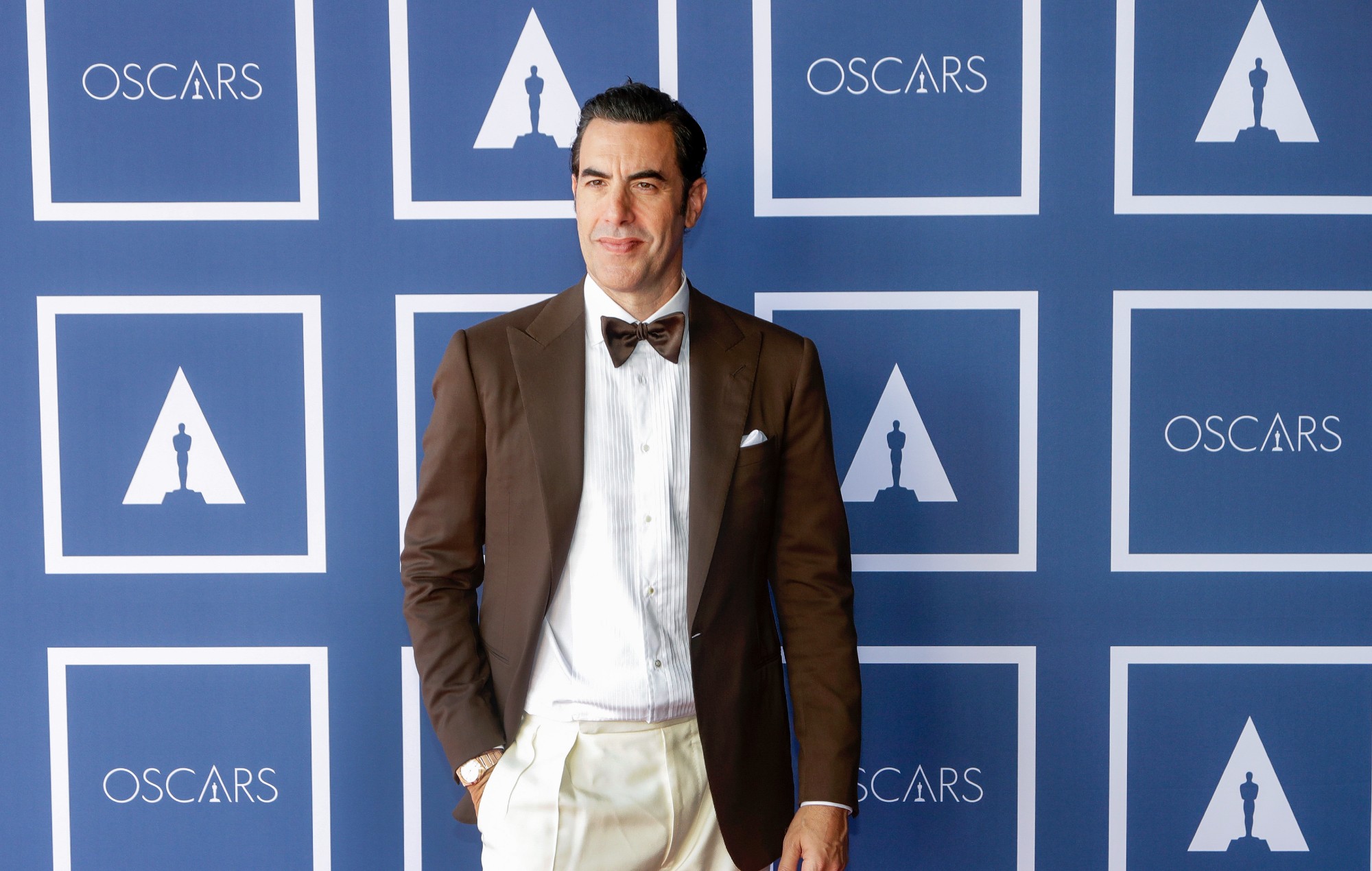 Sacha Baron Cohen, "atacado" en una extraña parodia de una gala de premios