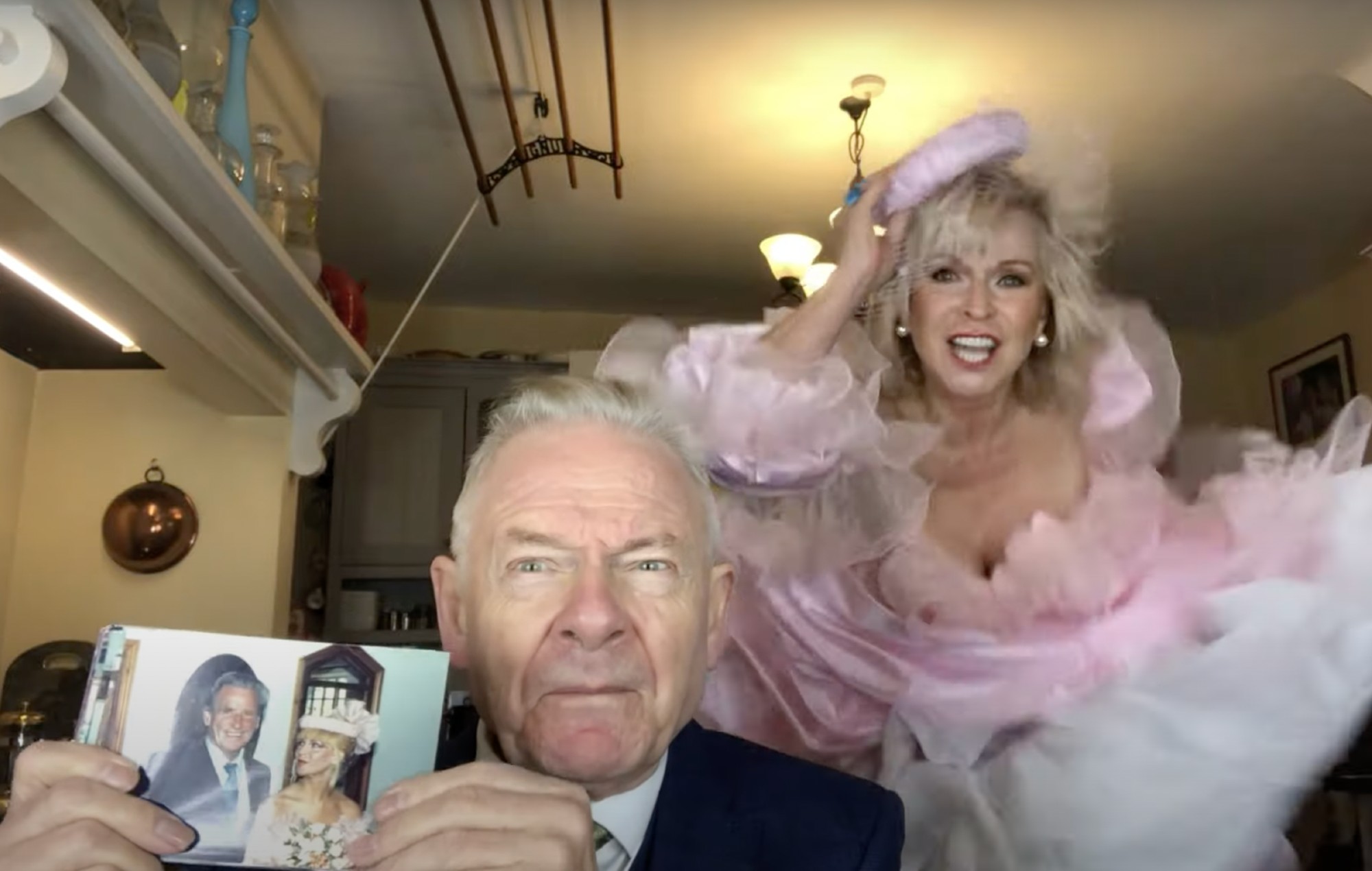 Vea a Robert Fripp y Toyah Willcox interpretar su 'Dance In The Hurricane'