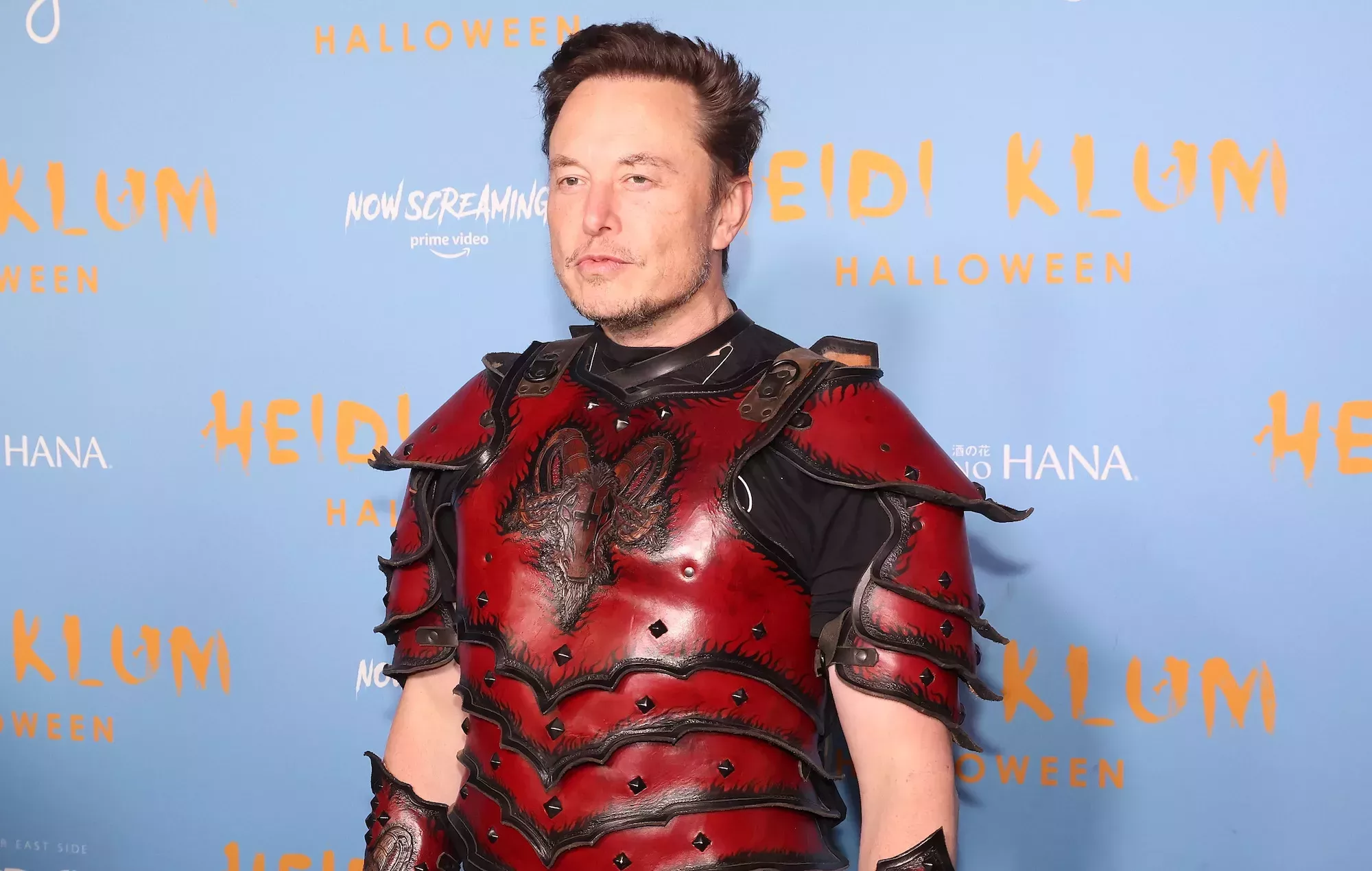 Elon Musk defiende las suscripciones a Twitter Blue tras las críticas de William Shatner