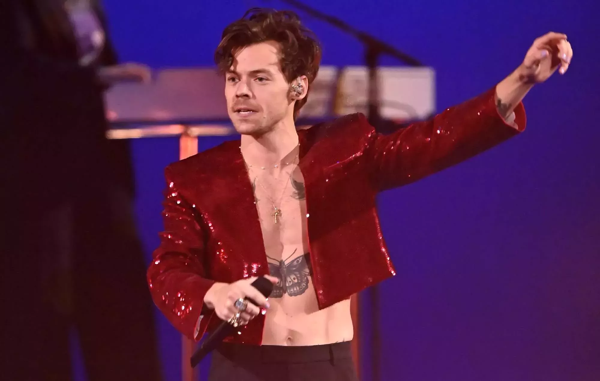 Harry Styles rompe el silencio sobre la foto borrada de la camiseta de One Direction