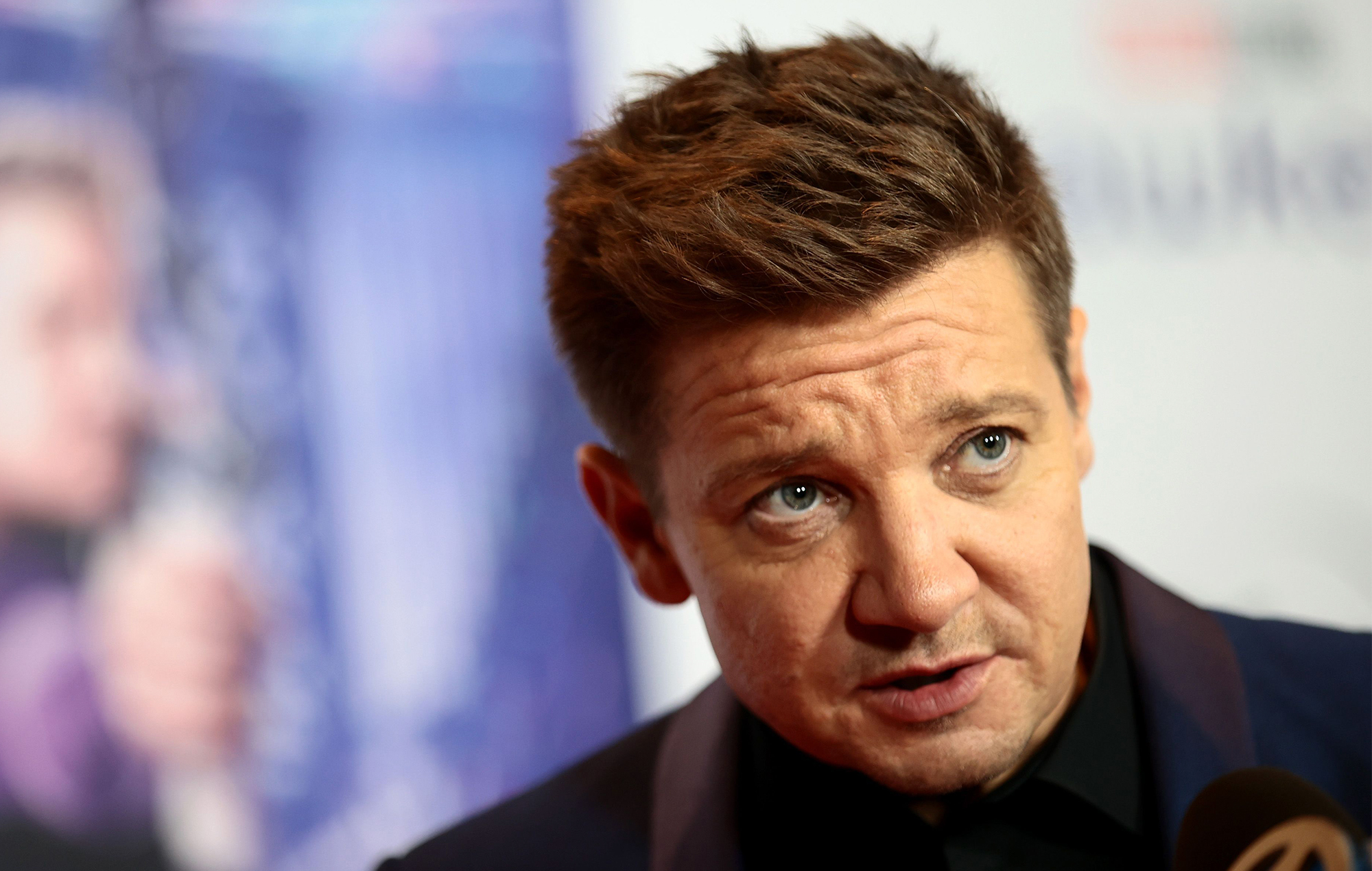 Jeremy Renner se sincera sobre el accidente con una quitanieves que puso en peligro su vida: "Elegí sobrevivir"
