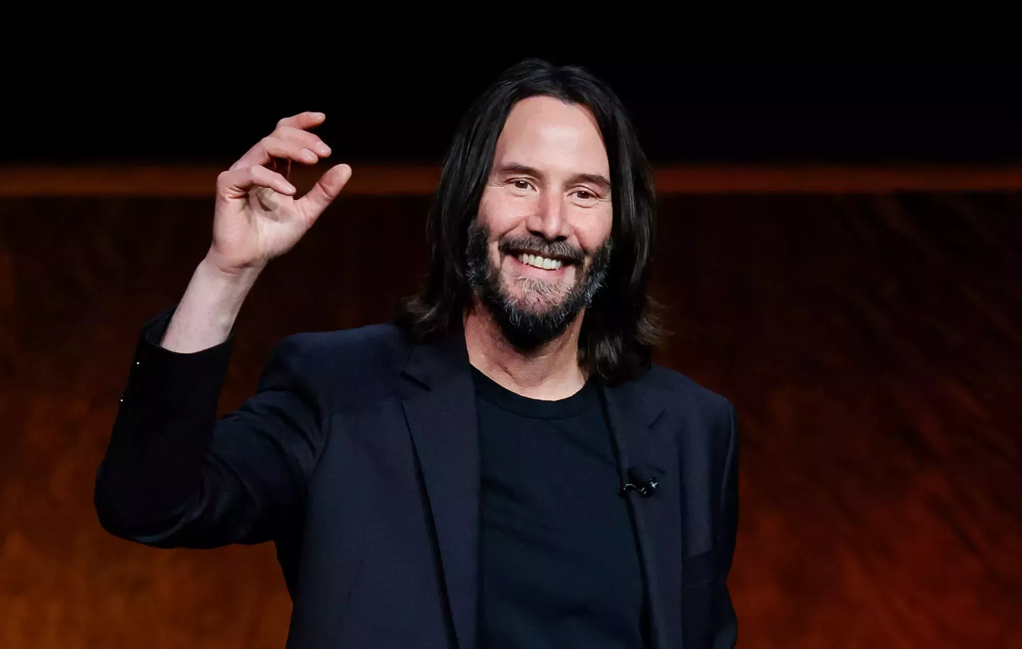 Los fans de Keanu Reeves reaccionan ante la entrevista de Roman Kemp