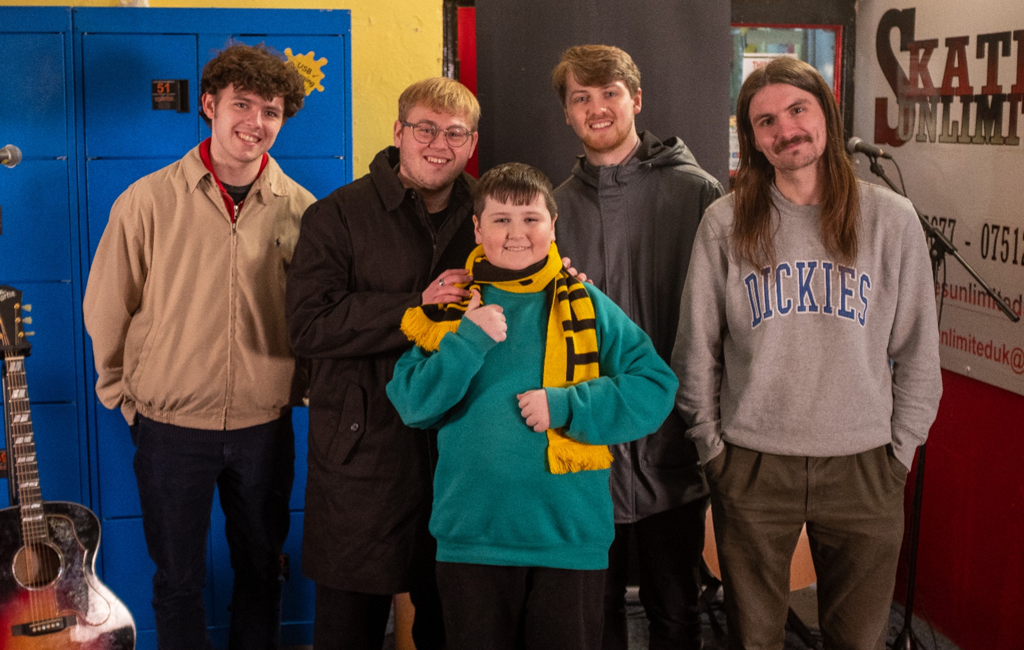 Los Lathum lanzan el fondo benéfico "Chance To See" para niños y jóvenes