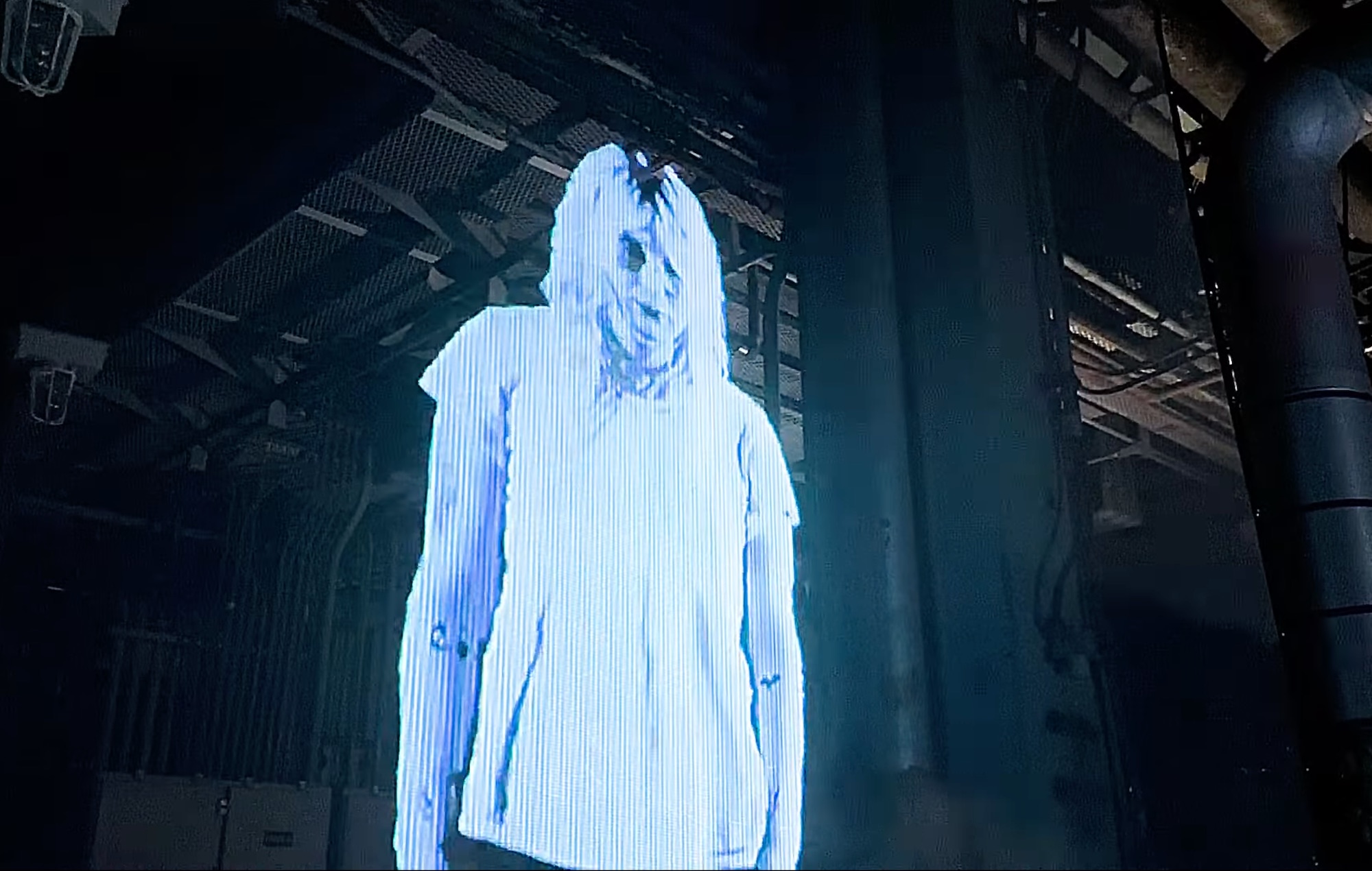 Mira el nuevo vídeo de 100 gecs para "Dumbest Girl Alive".