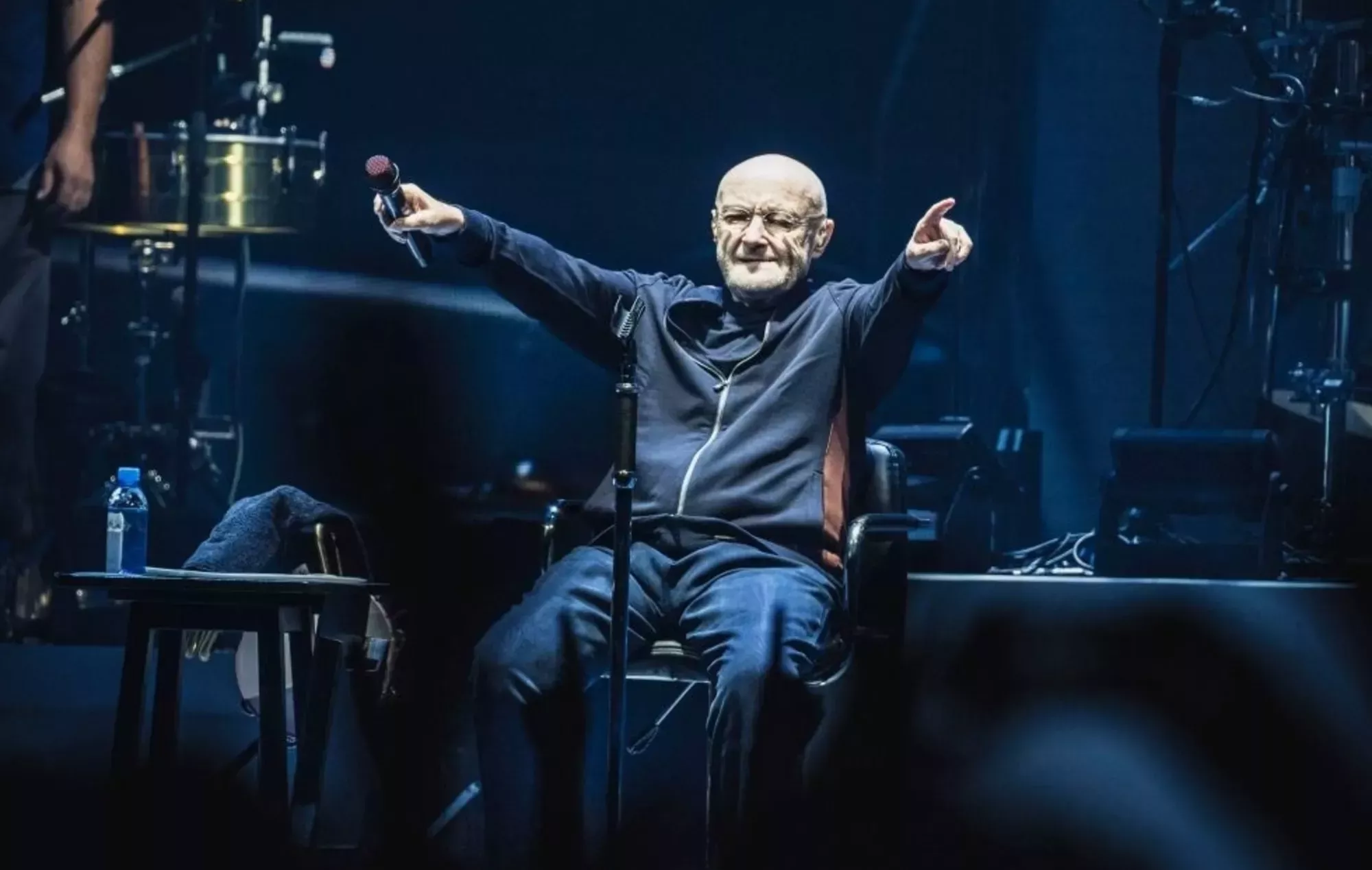Phil Collins está 