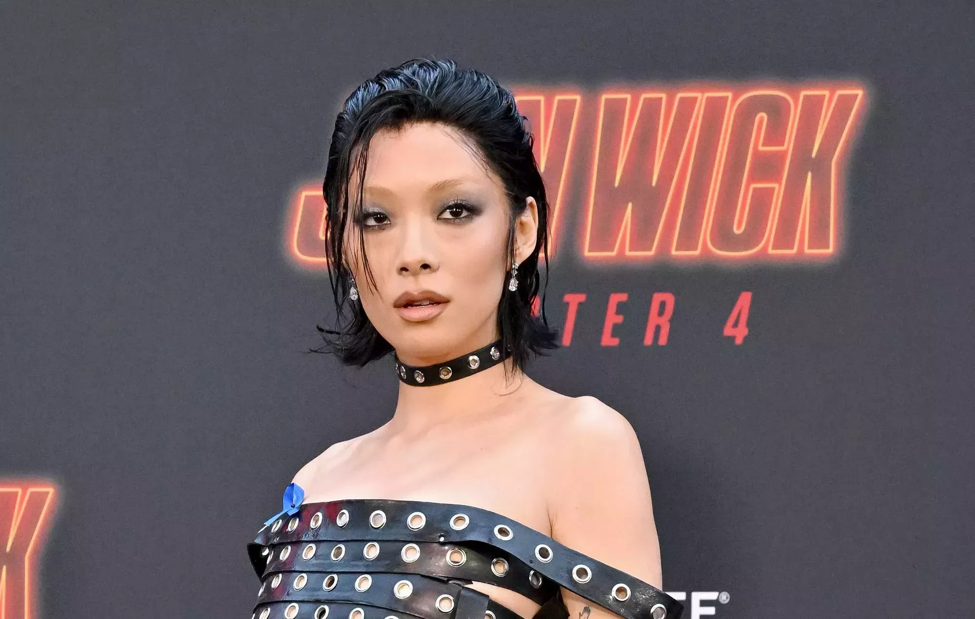 Rina Sawayama comparte una nueva canción de la banda sonora de 'John Wick: Chapter 4