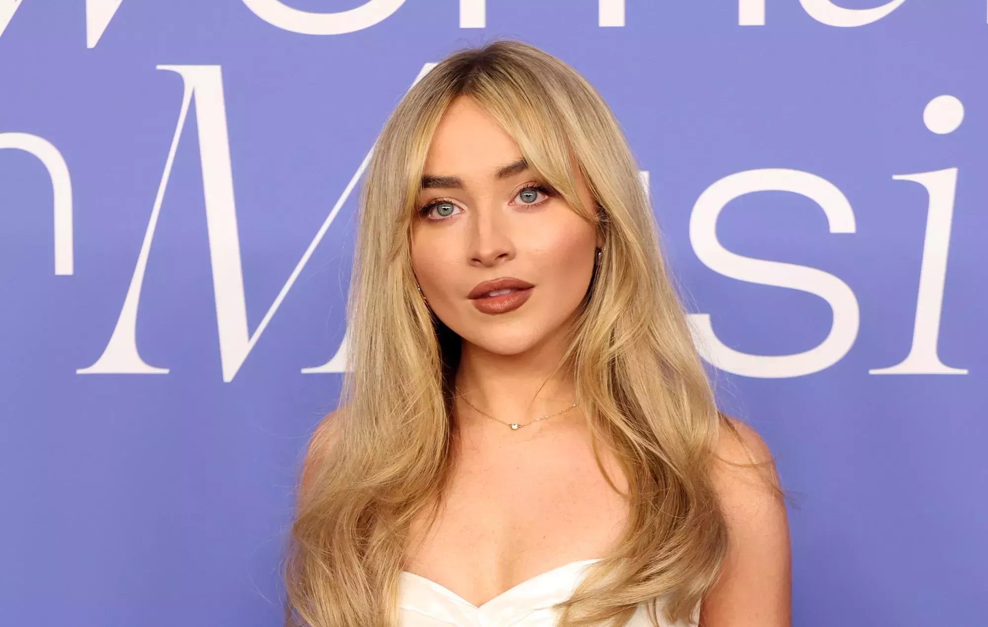 Sabrina Carpenter anuncia una edición de lujo de 