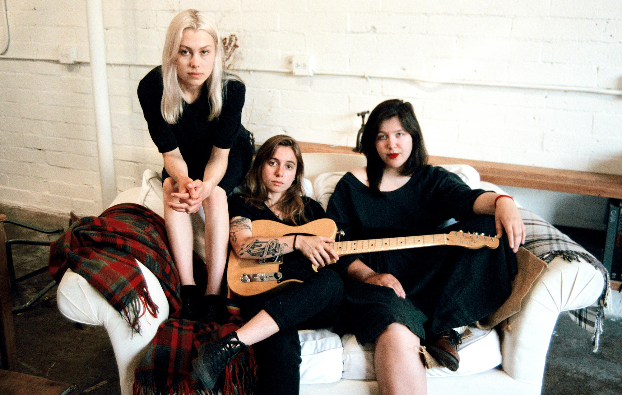 Boygenius toca todas sus canciones en el concierto de calentamiento de 'The Tour