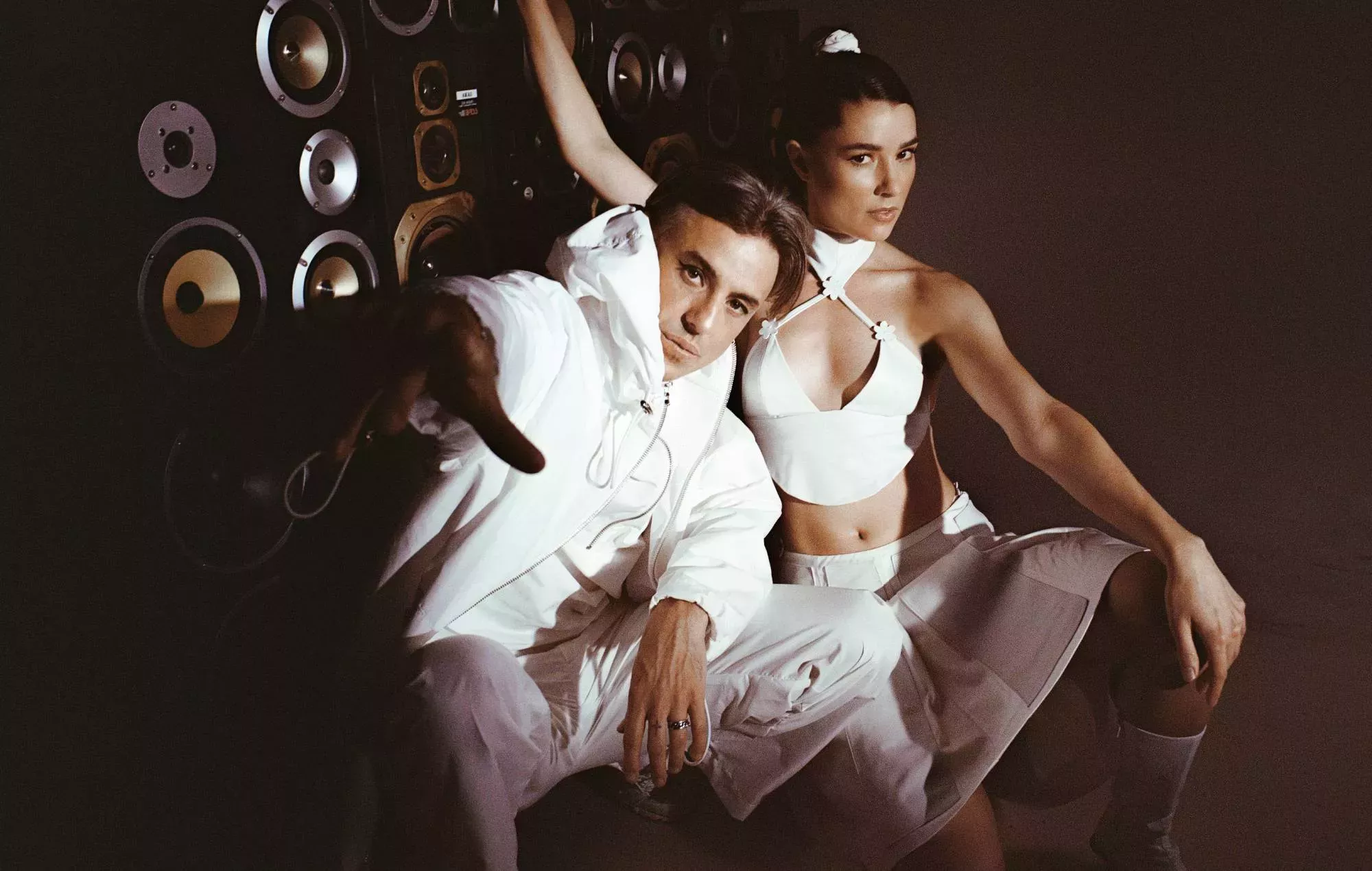 Confidence Man se une a Daniel Avery en 'On & On (Again)'