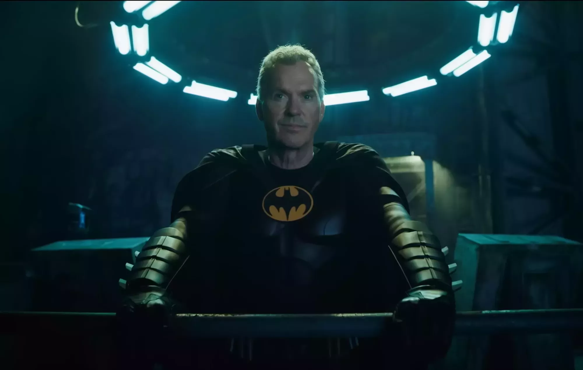 Michael Keaton y Ben Affleck son Batman en el nuevo tráiler de 