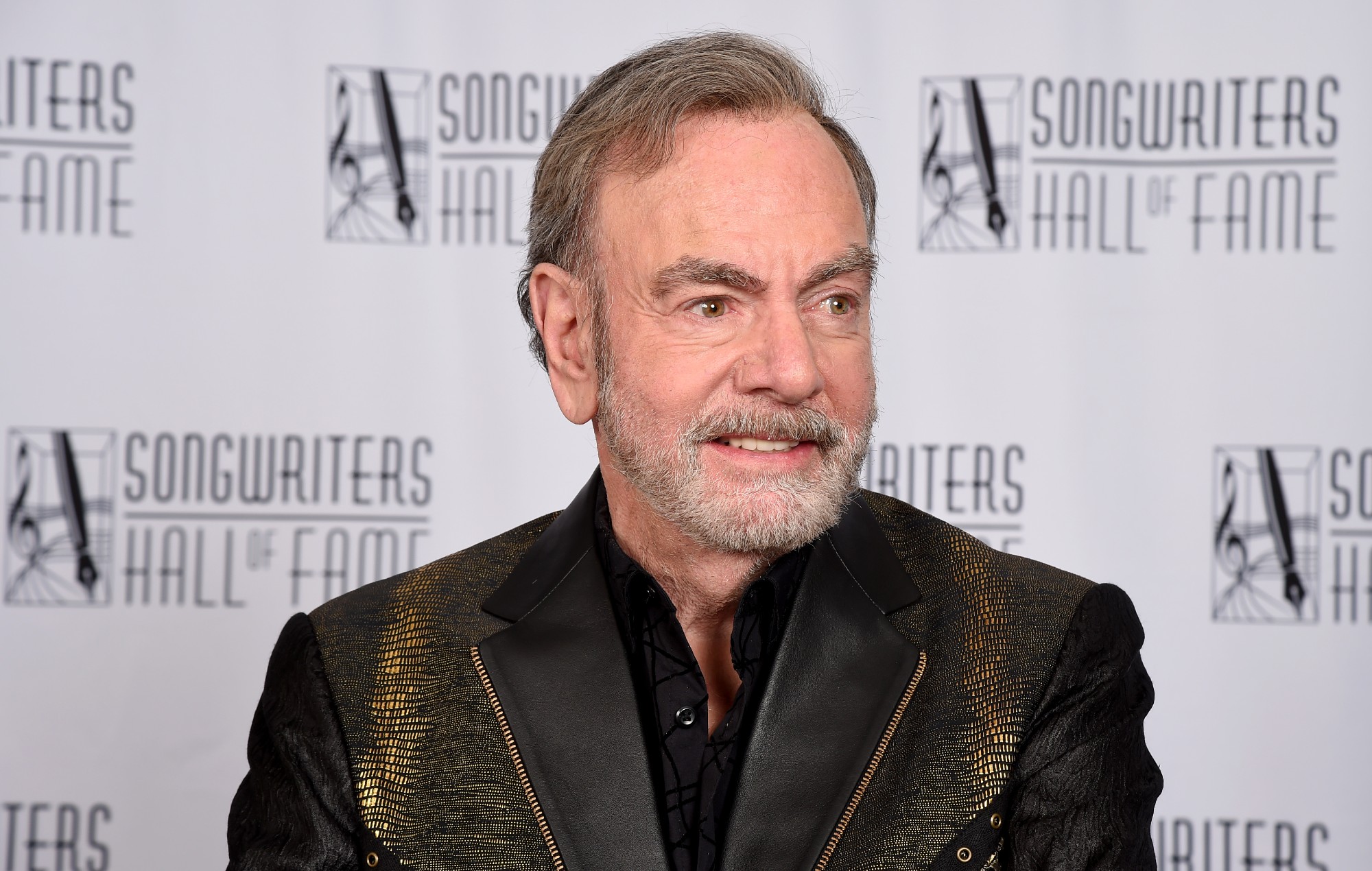 Neil Diamond negó durante años su diagnóstico de Parkinson