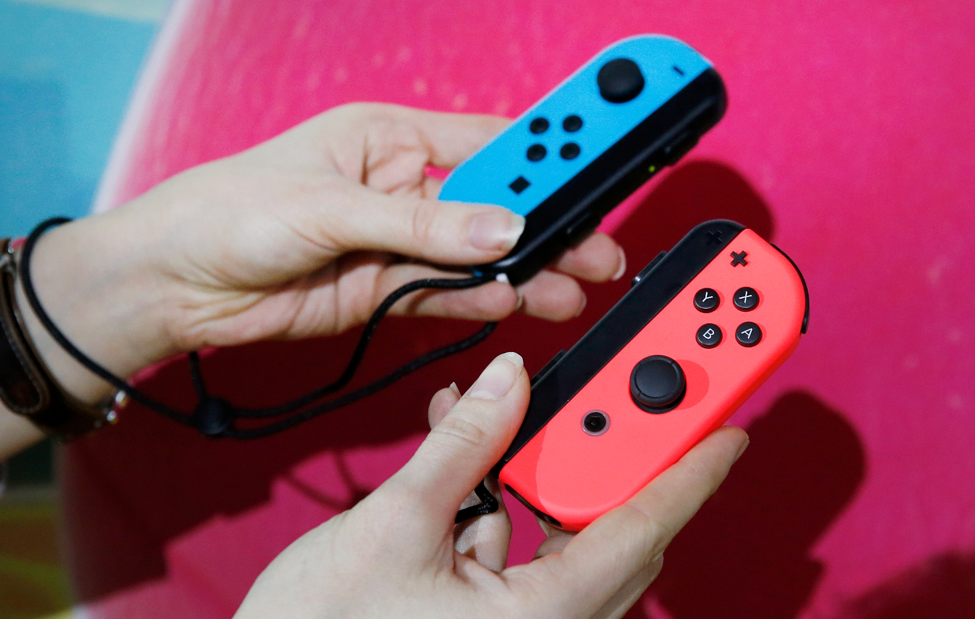 Nintendo ofrece reparaciones gratuitas para los Joy-Con a la deriva en el Reino Unido