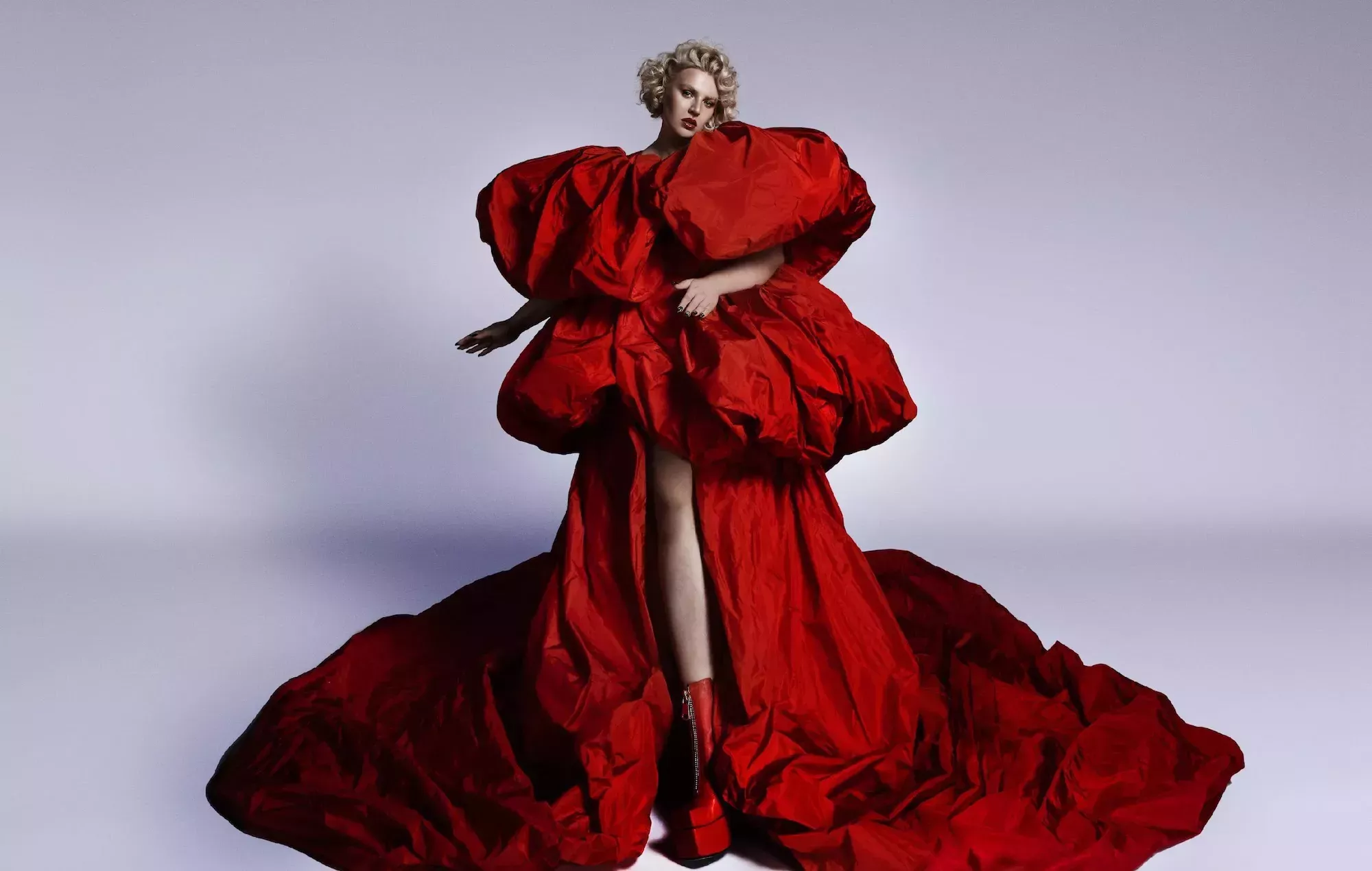 Self Esteem anuncia un gran festival en Sheffield