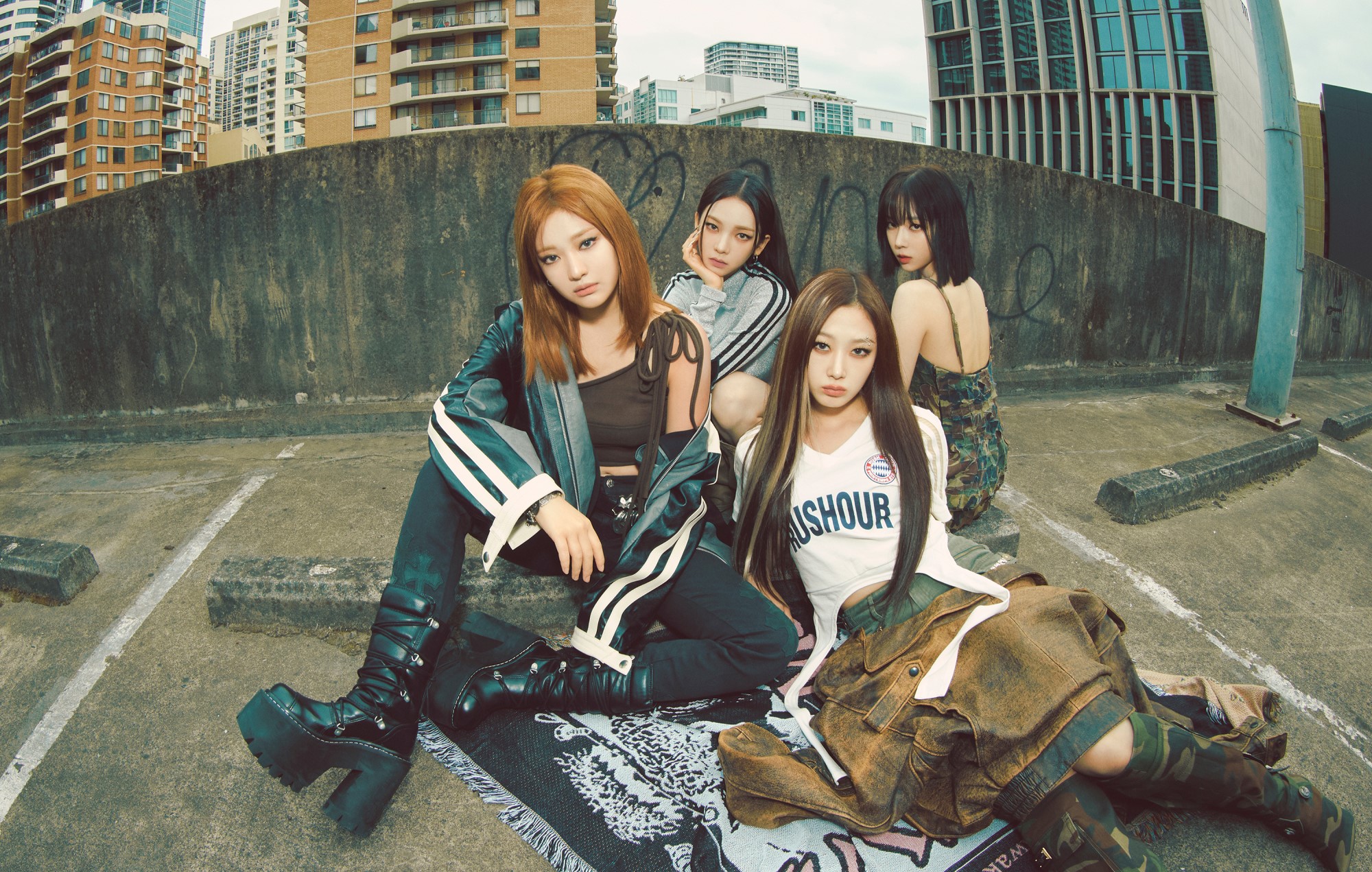 aespa lanza el videoclip de su nuevo single "Spicy