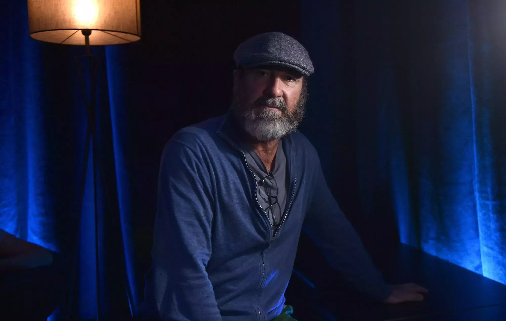 Eric Cantona se lanza como cantante y anuncia su primer single