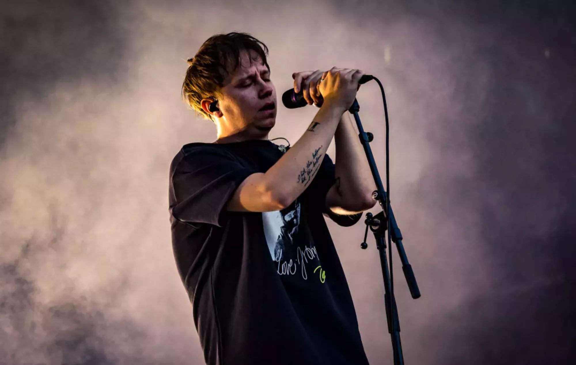 Escucha el nuevo tema de Nothing But Thieves, 