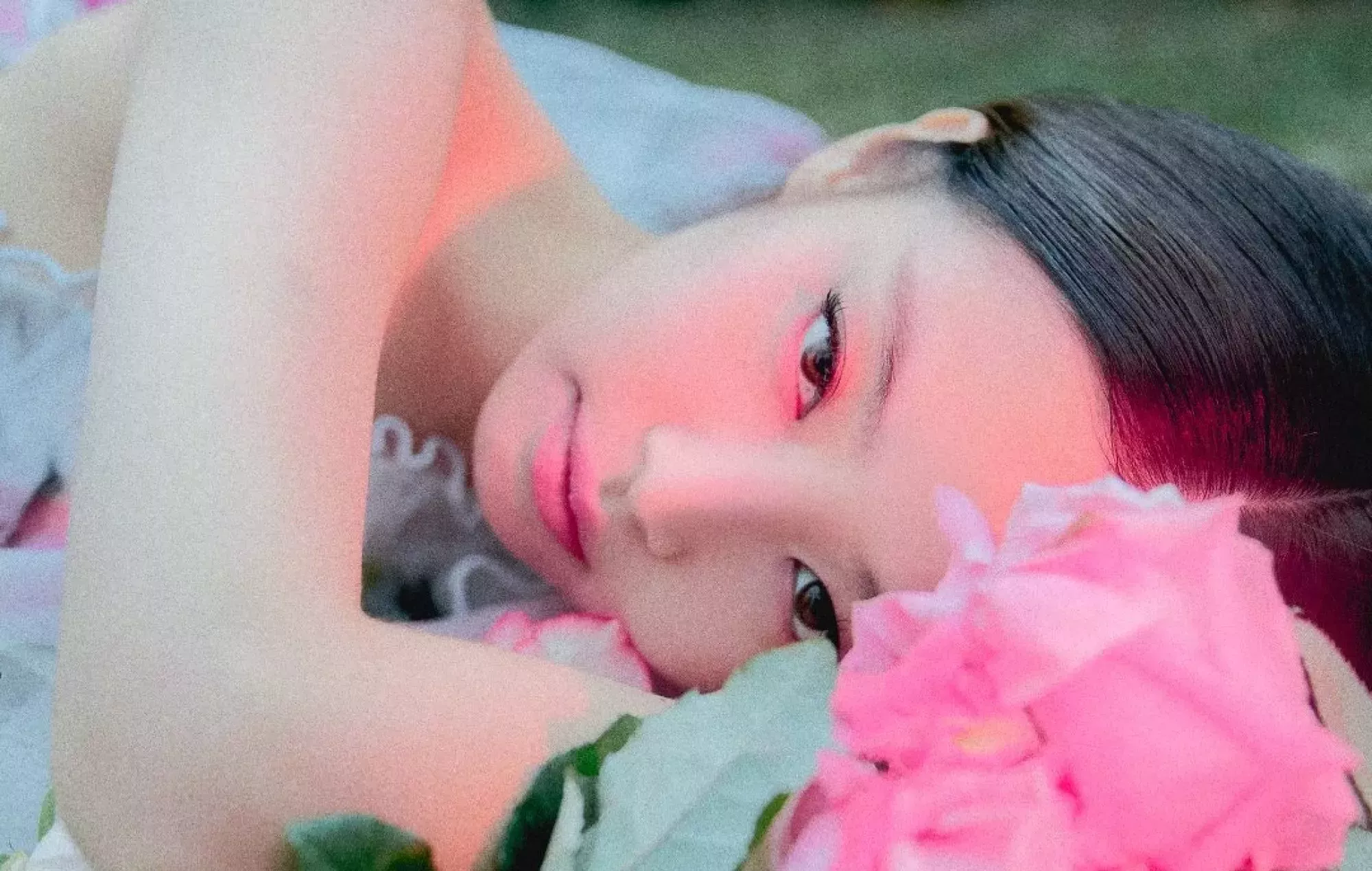 Jennie, de BLACKPINK, se burla de la colección cápsula de Calvin Klein