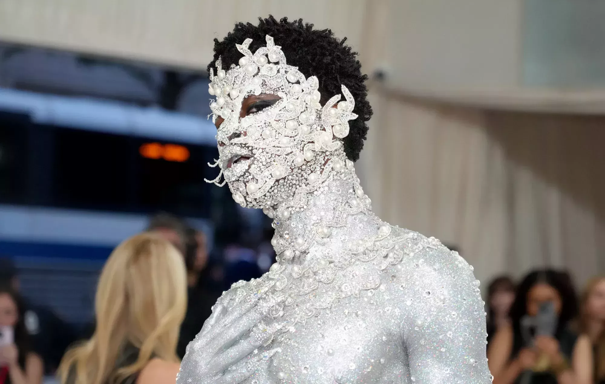 Lil Nas X comparte un sinfín de selfies de famosos de la Gala del Met 2023