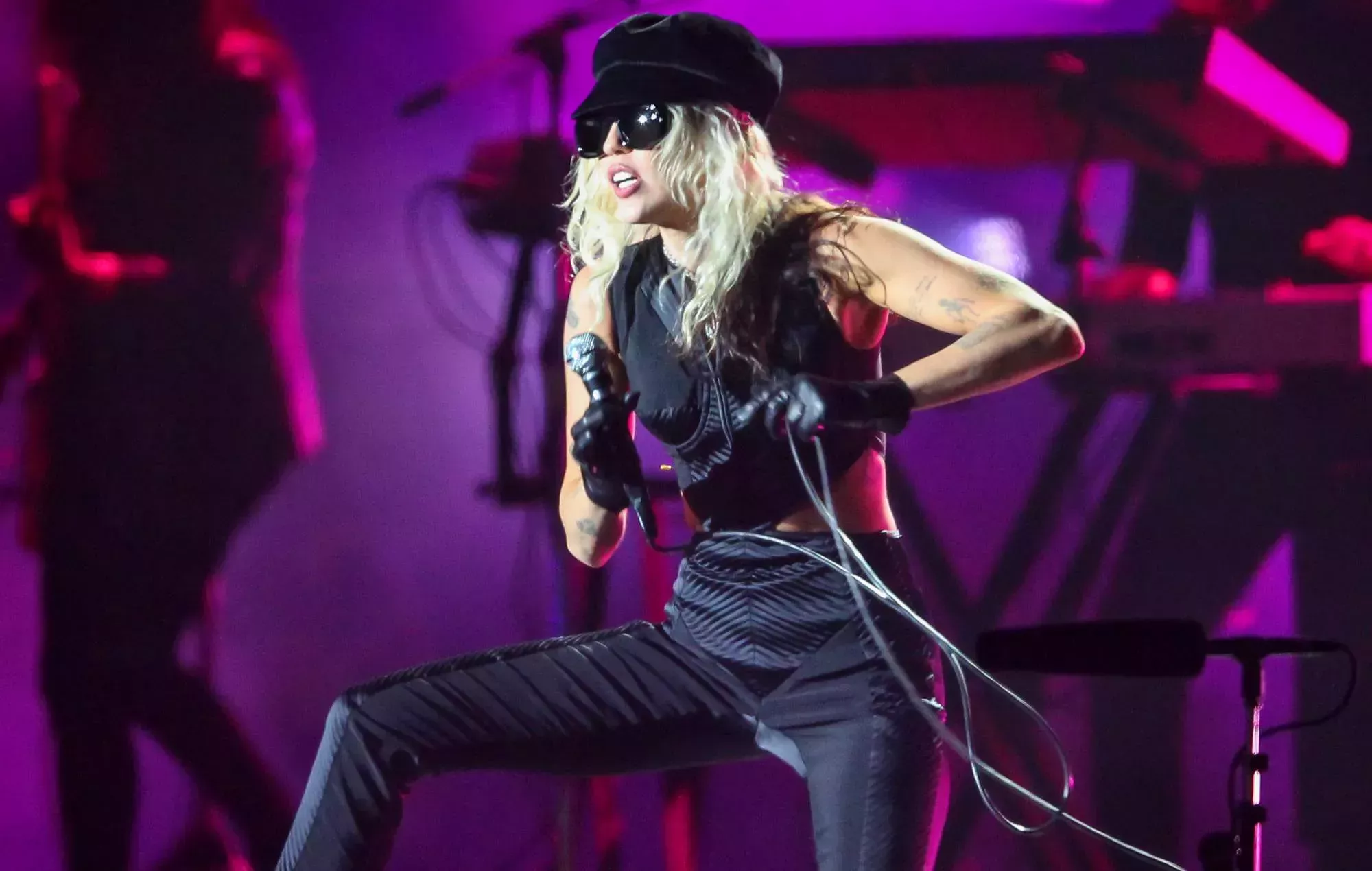 Miley Cyrus admite sentirse 