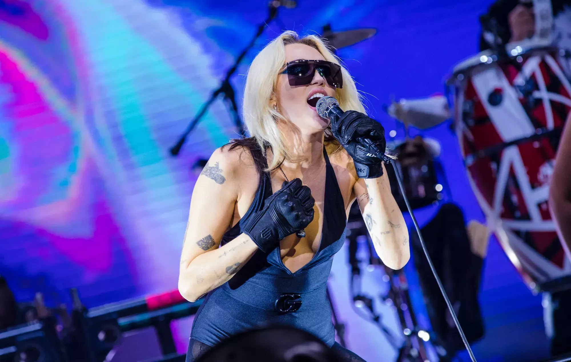 Miley Cyrus descarta la gira