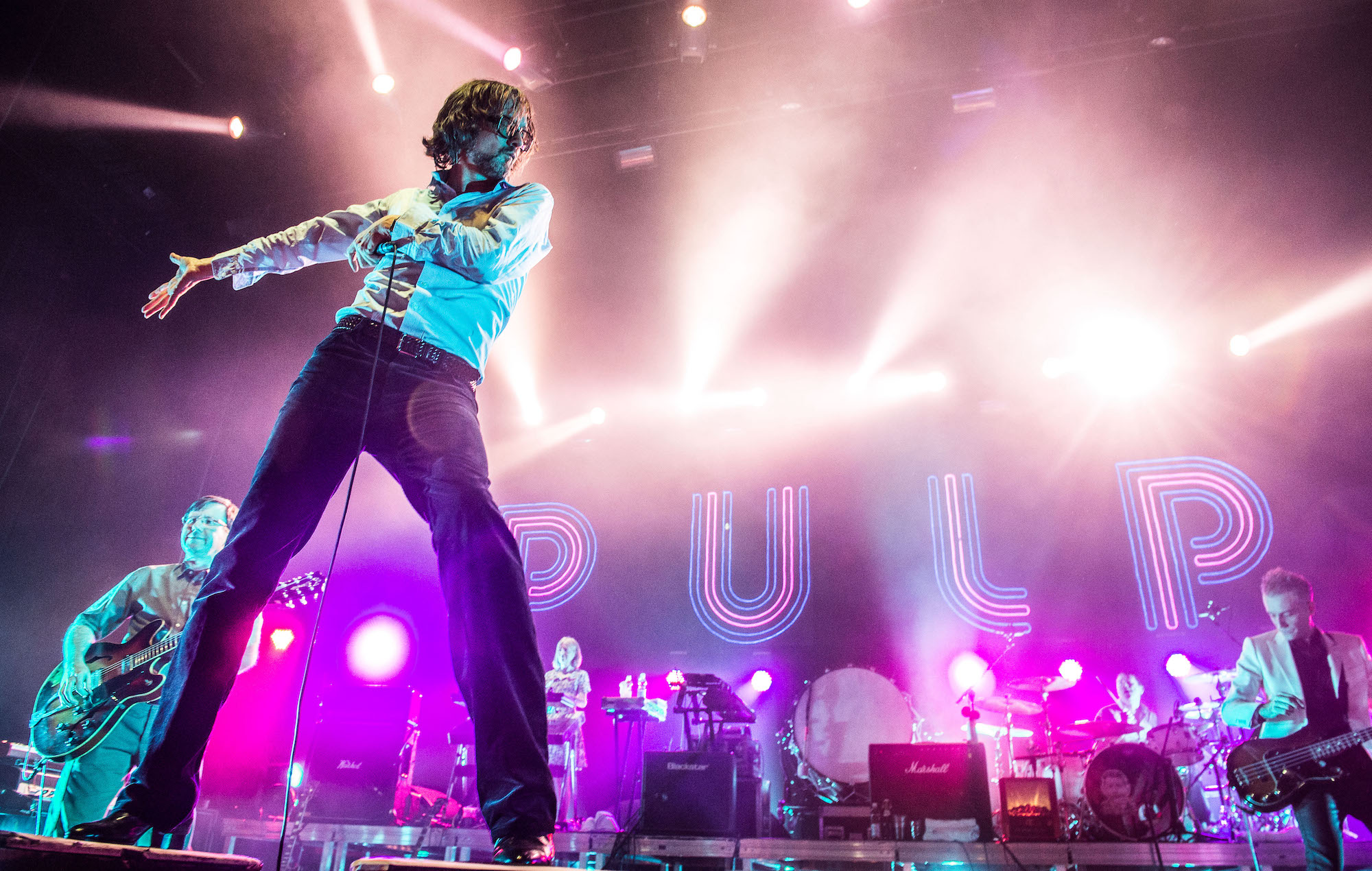 Pulp inicia la gira de reunión de 2023 en su primer concierto en una década